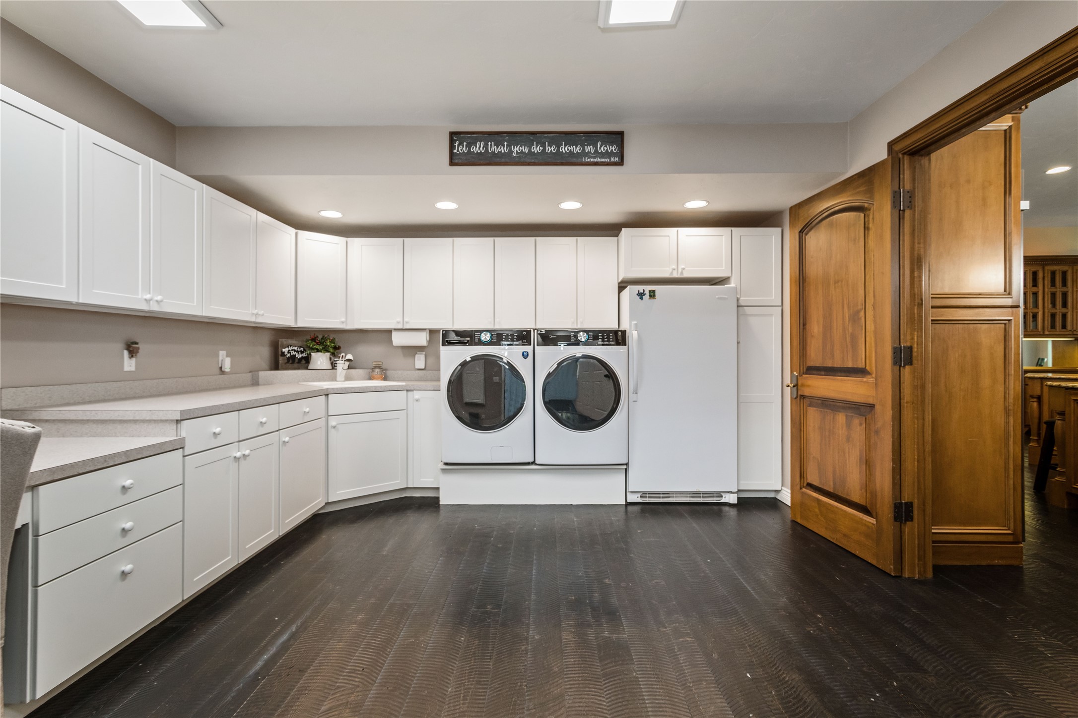 100 Sunrise Court Property Photo 38