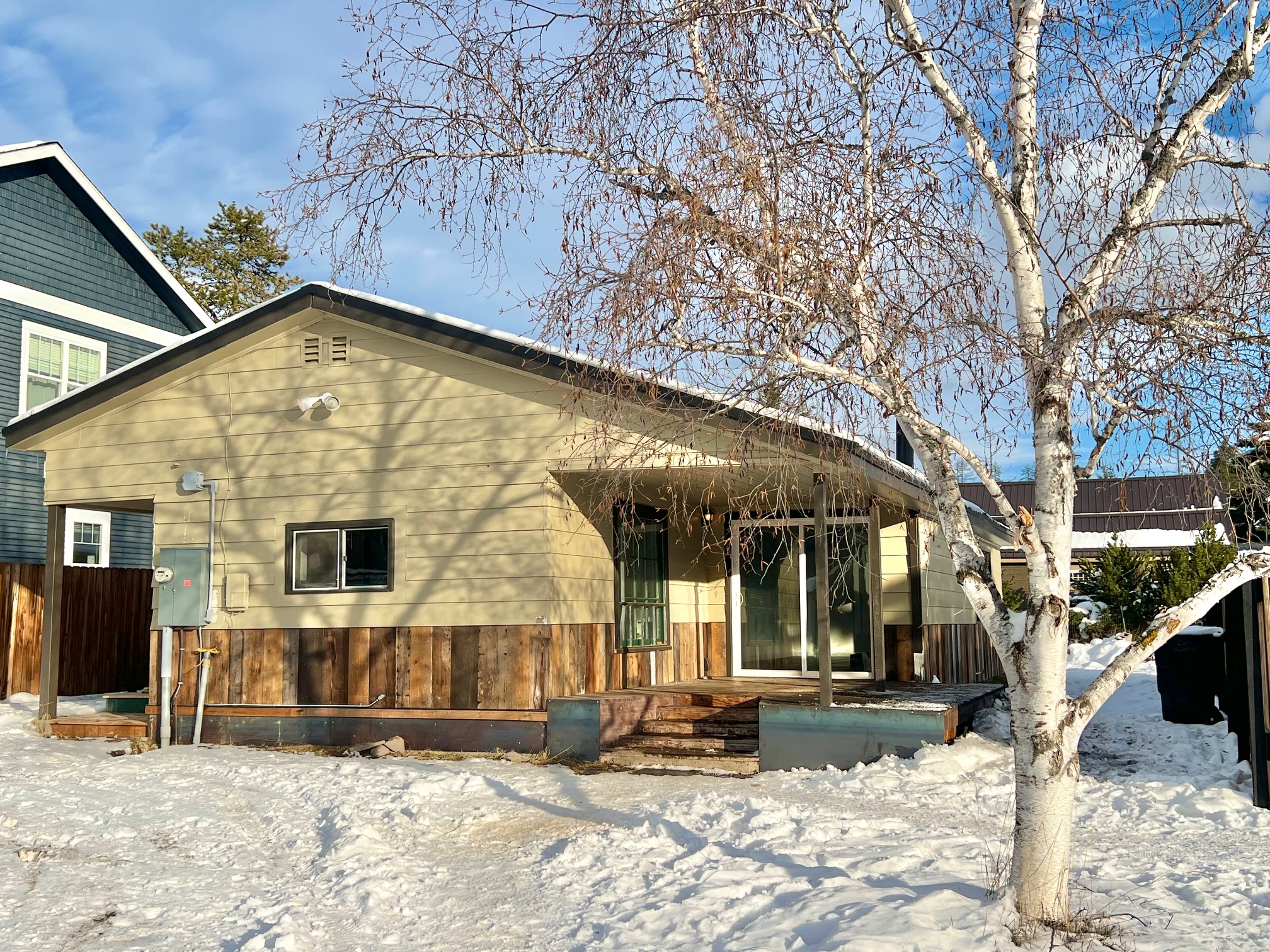 755 Salmon Run Property Photo 1