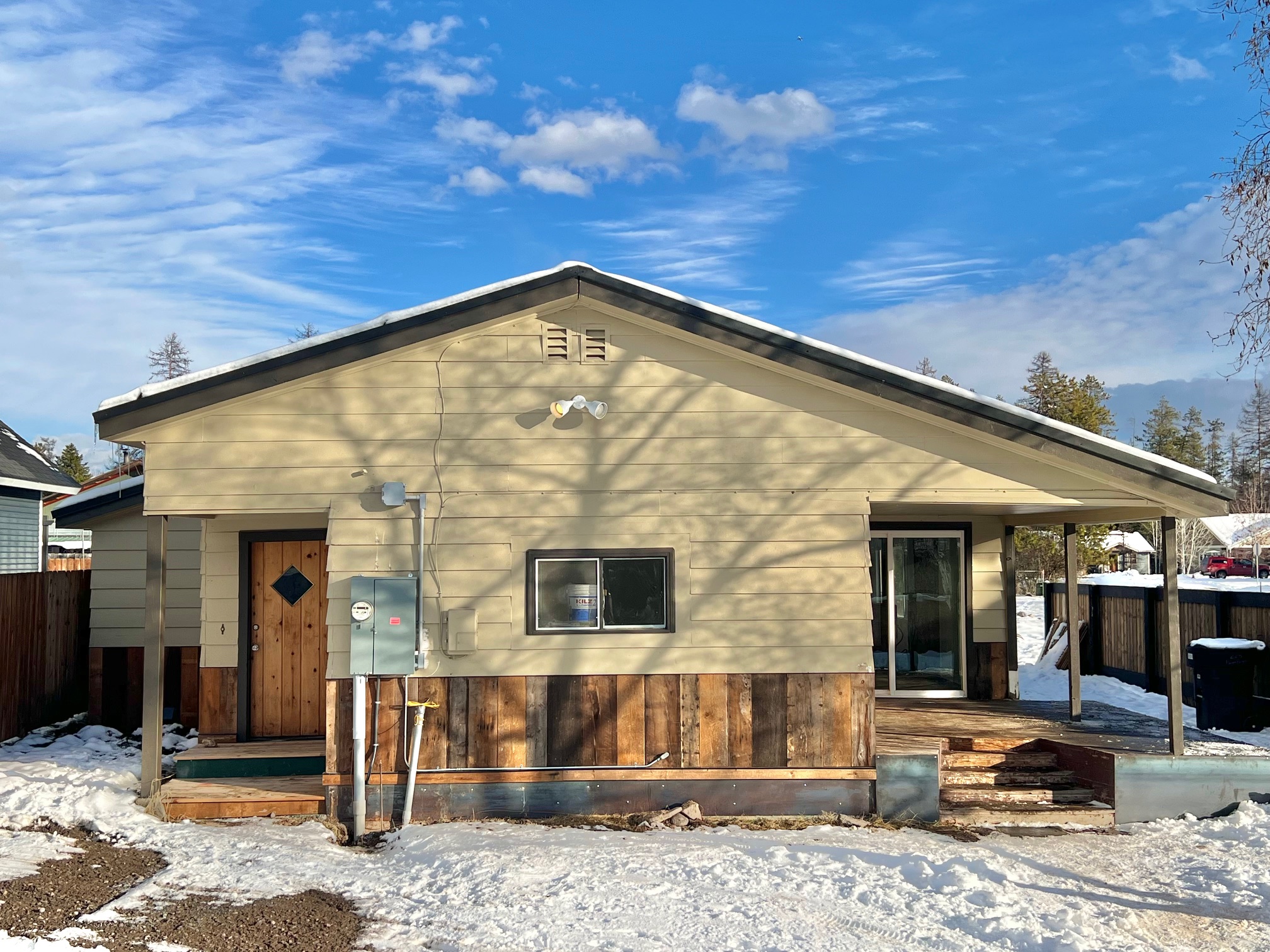 755 Salmon Run Property Photo 3