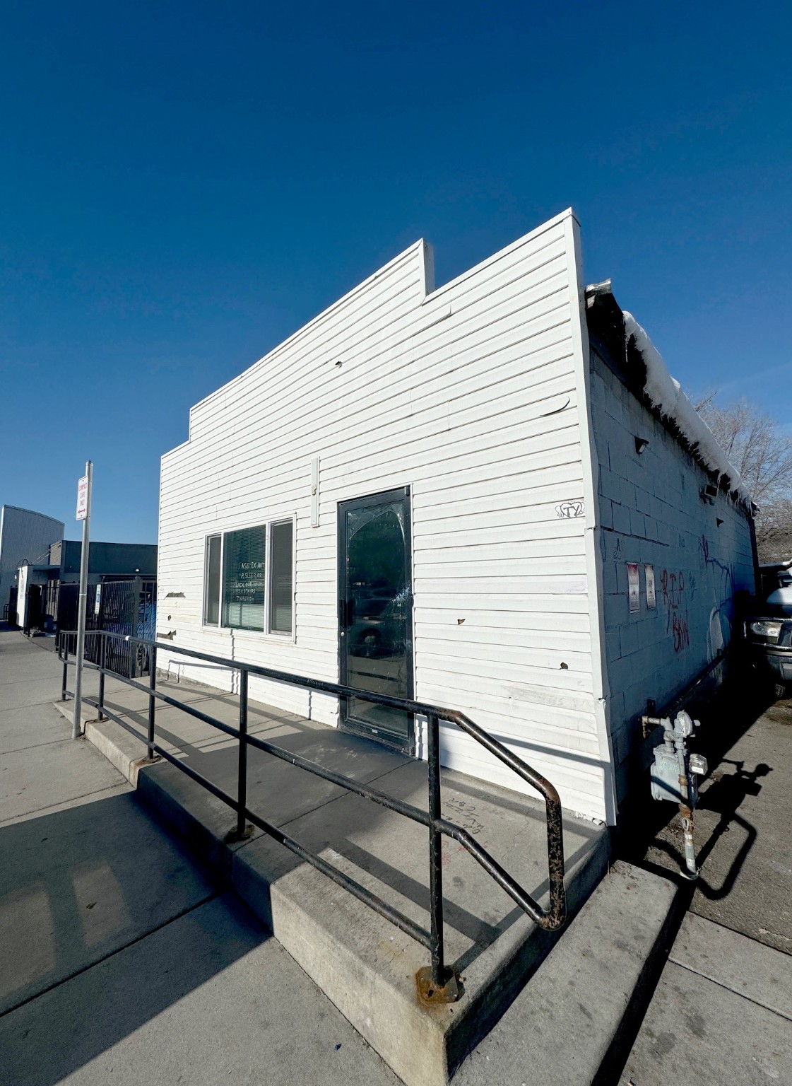 1104 Cedar Street Property Photo 4