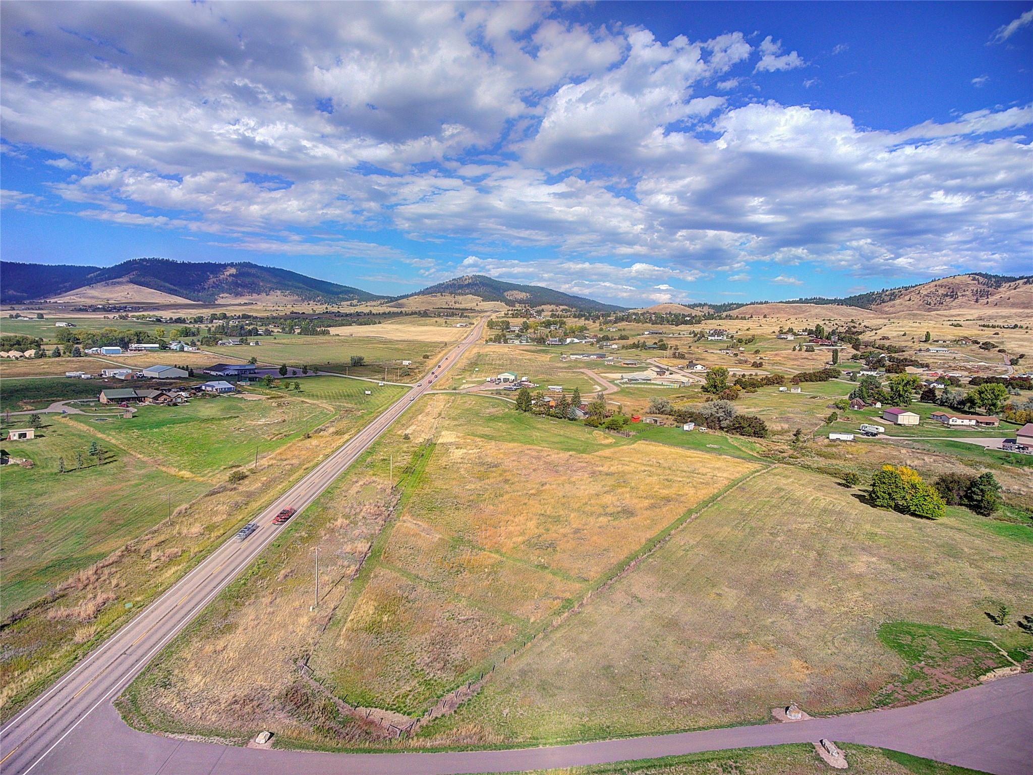 46041 Us Highway 93 Property Photo 9
