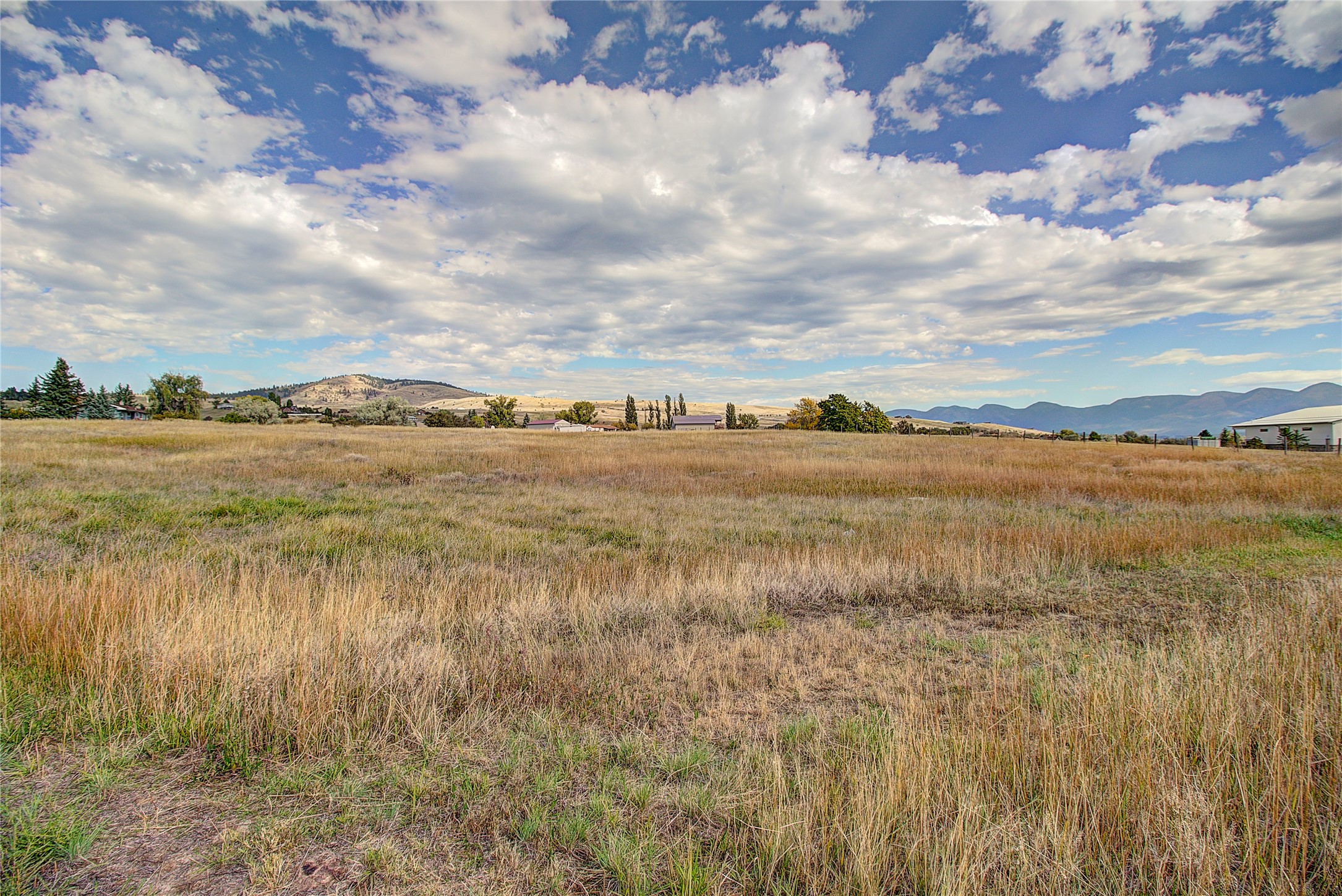46041 Us Highway 93 Property Photo 23