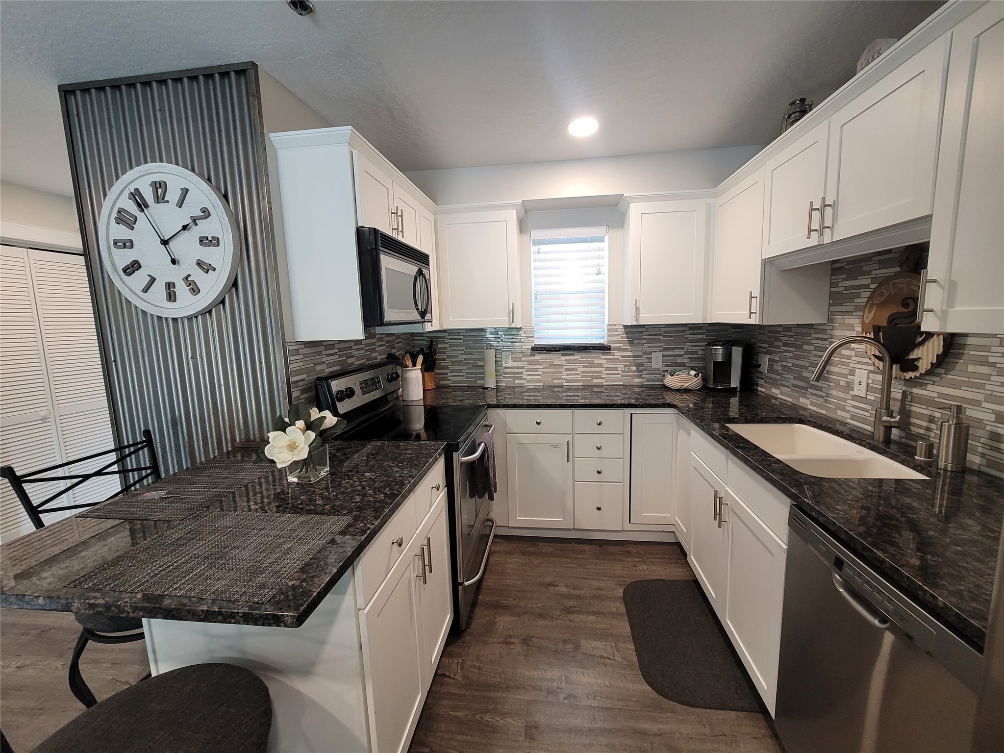 1 Kootenai Avenue 10 Property Photo 1
