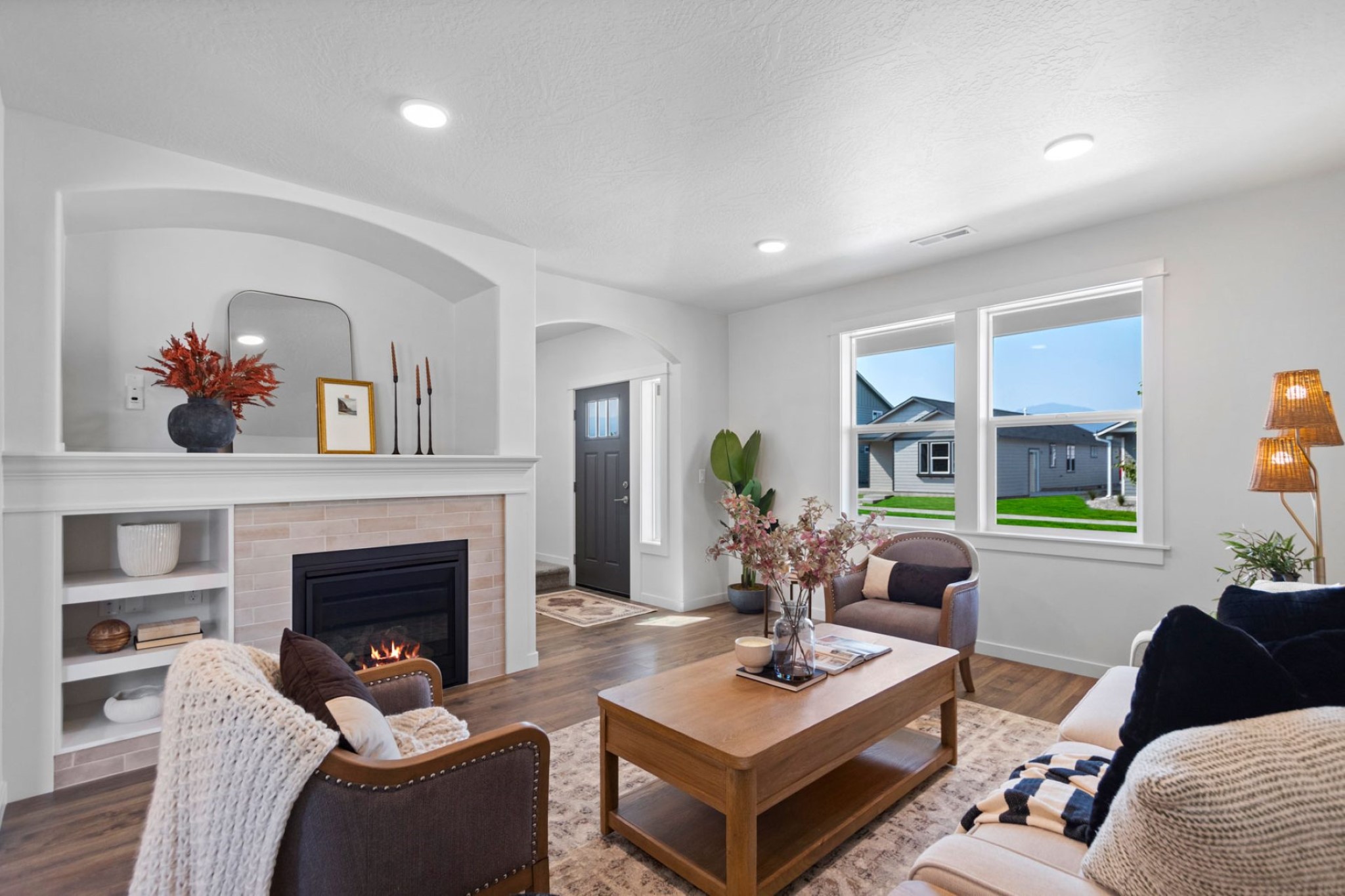 5843 Horn Road Property Photo 3