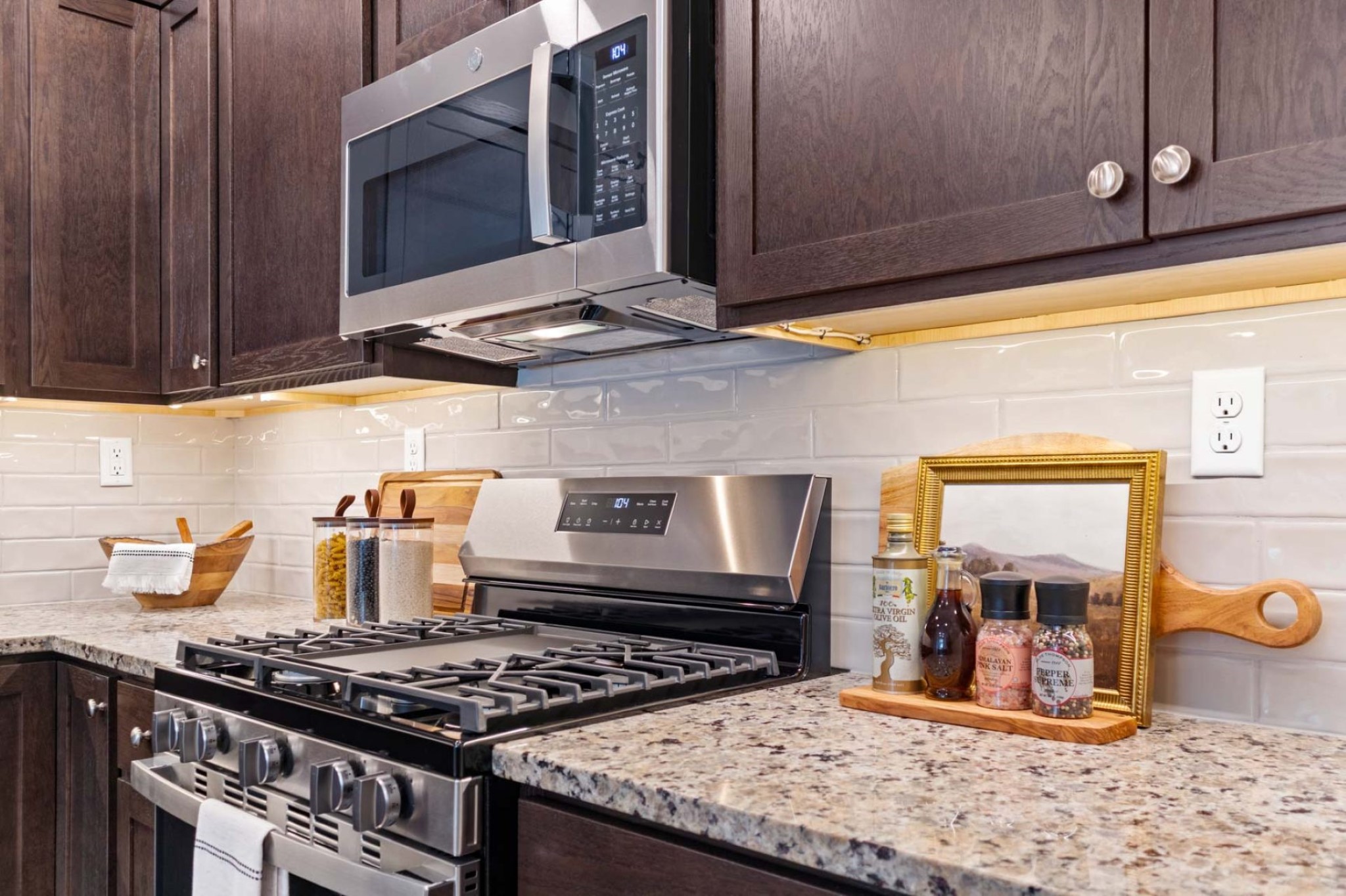 5843 Horn Road Property Photo 8