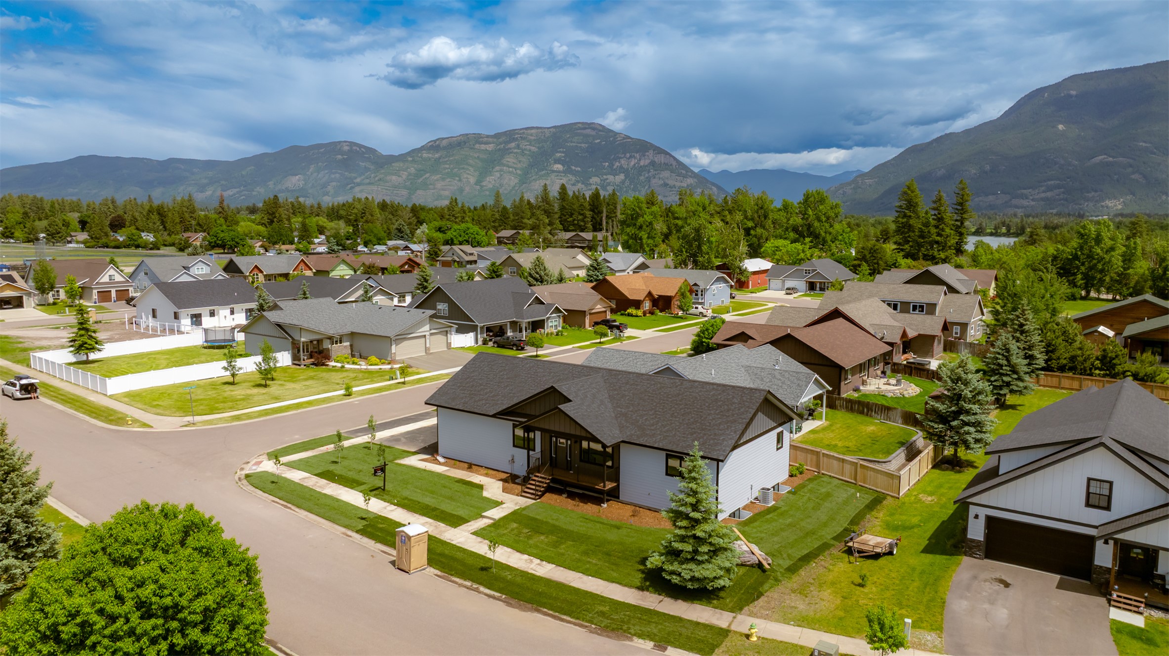 57 Hidden Cedar Loop Property Photo 4