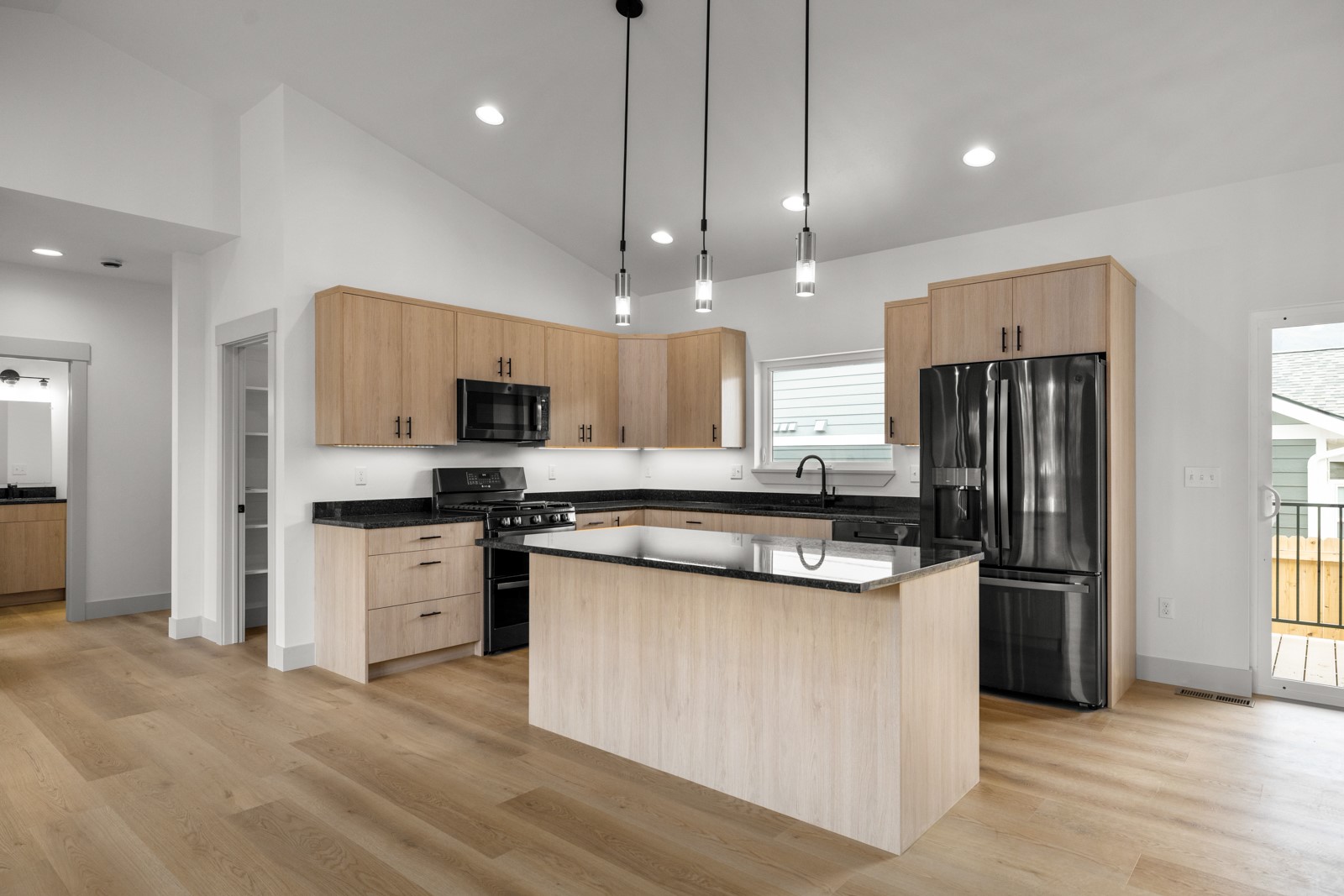 57 Hidden Cedar Loop Property Photo 9