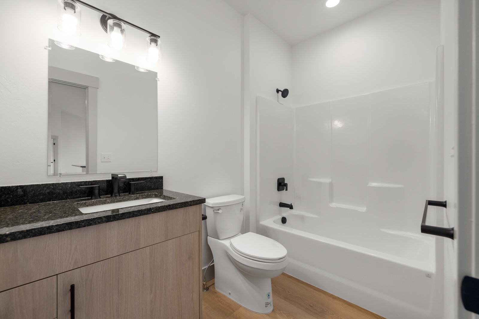 57 Hidden Cedar Loop Property Photo 17