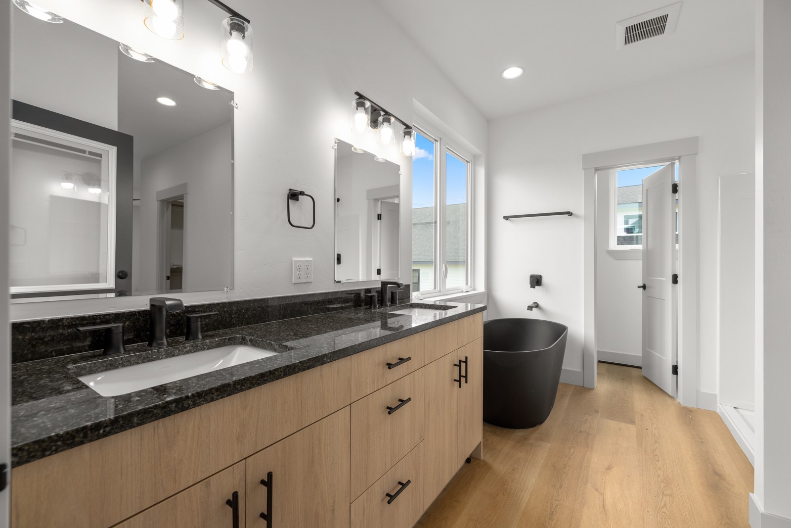 57 Hidden Cedar Loop Property Photo 22