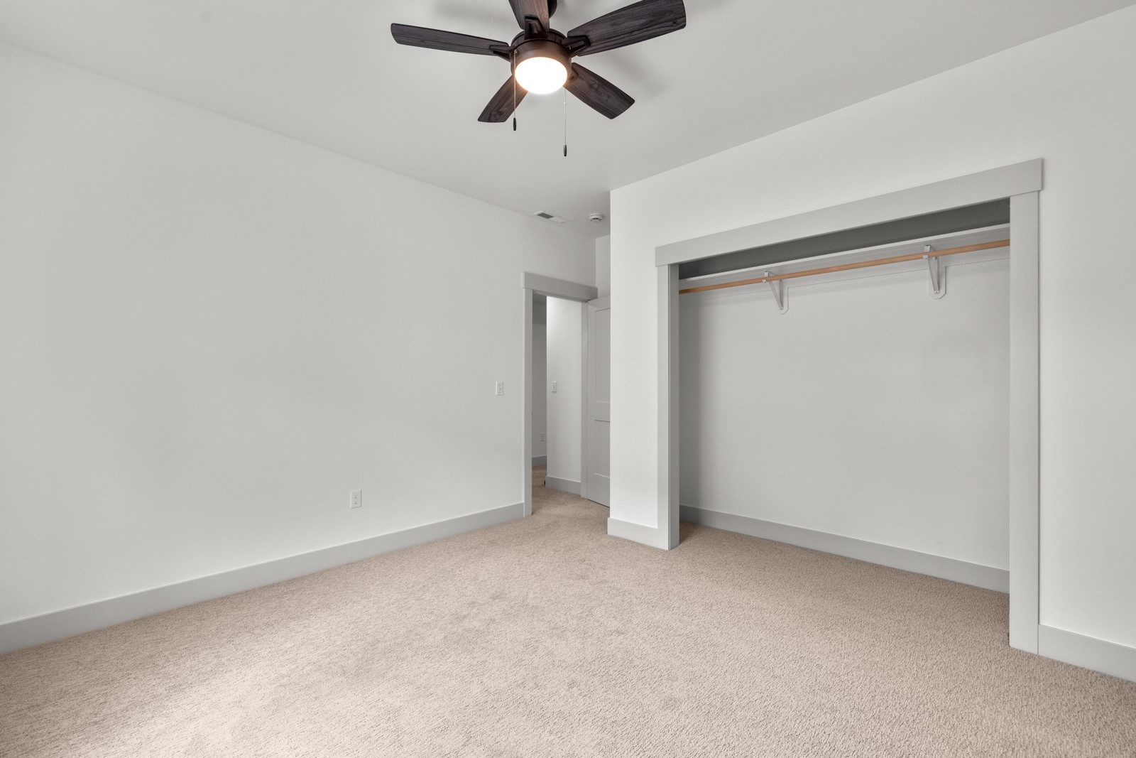 57 Hidden Cedar Loop Property Photo 33