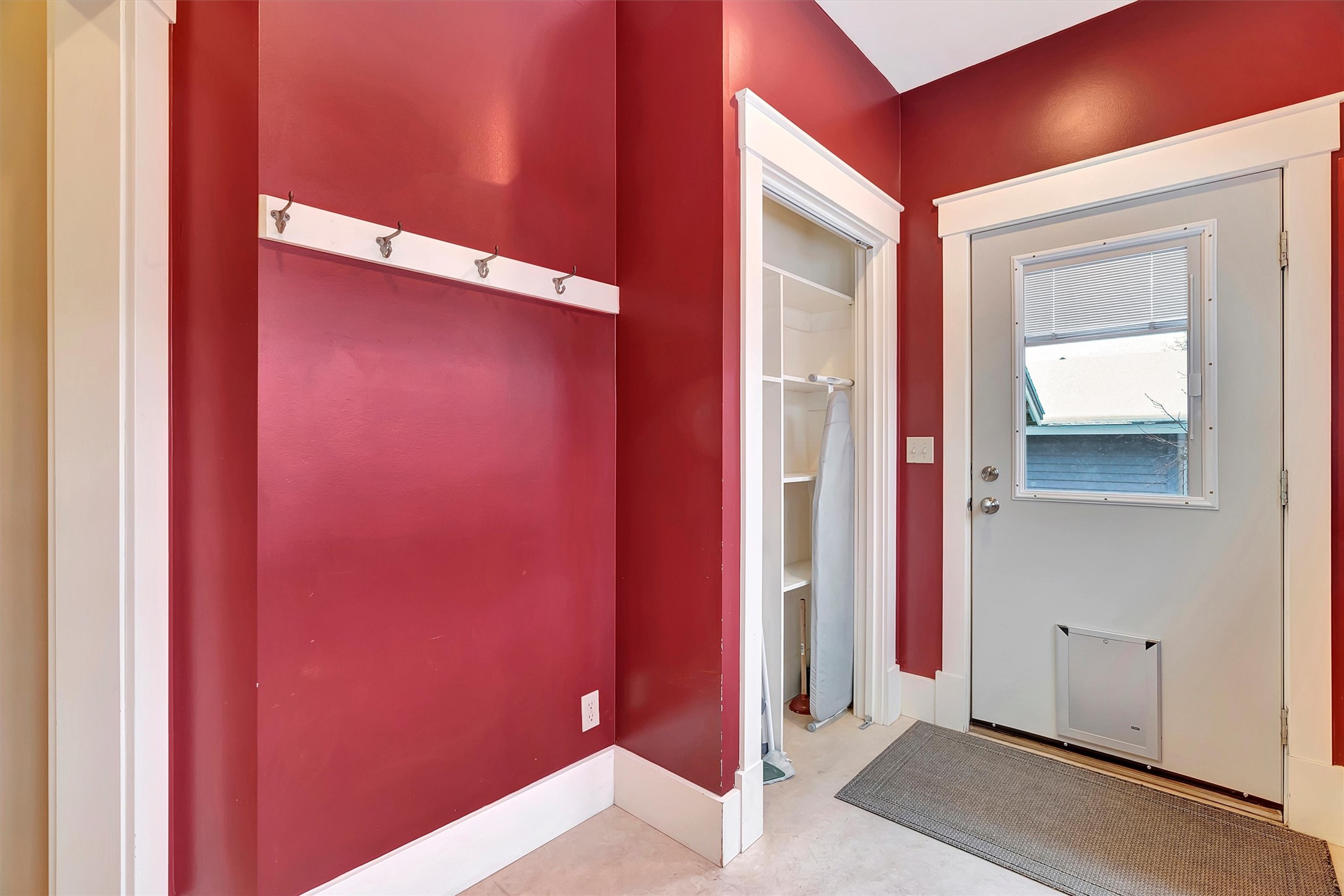 727 Jackson Street Property Photo 22