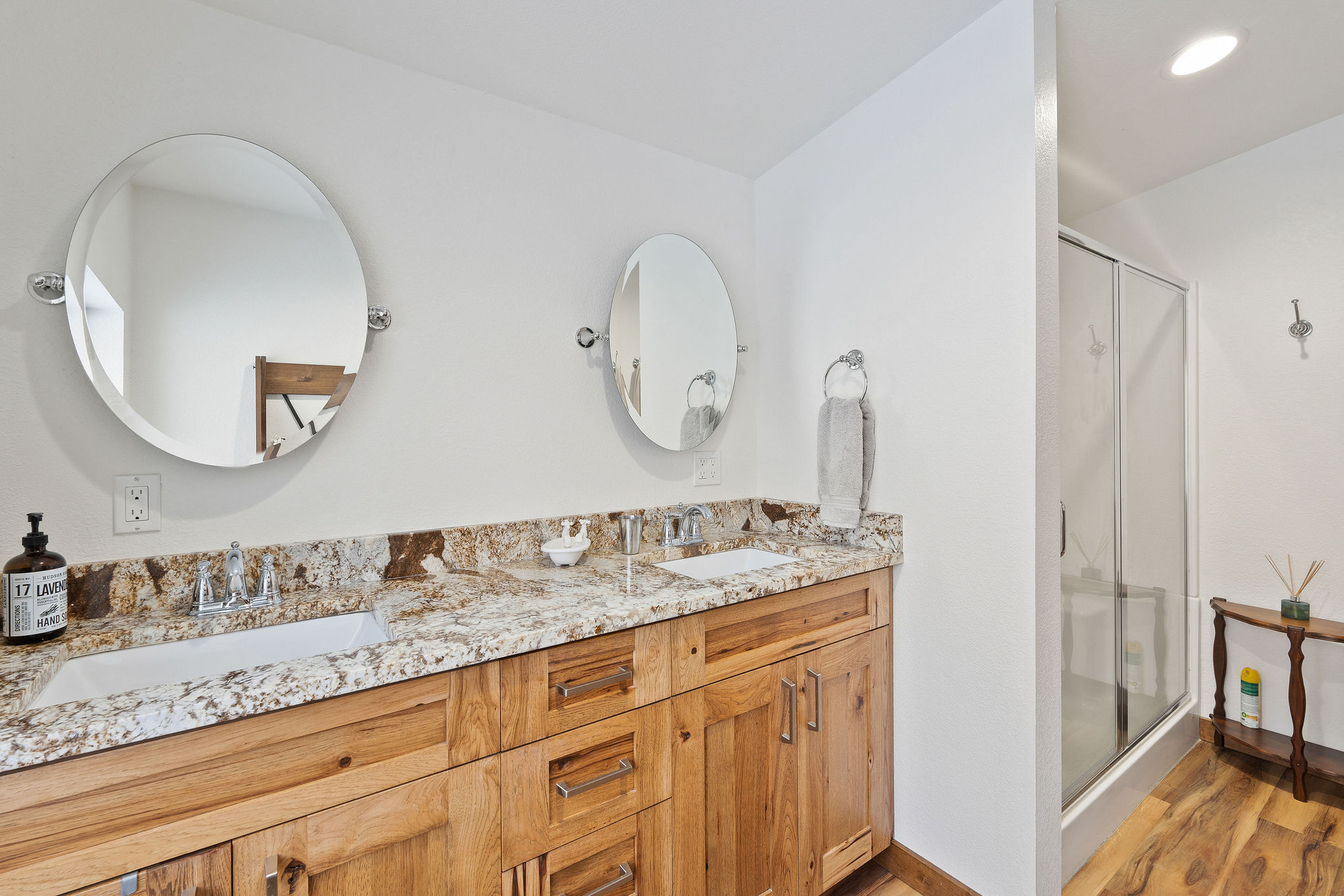 524 Eastman Drive Property Photo 15