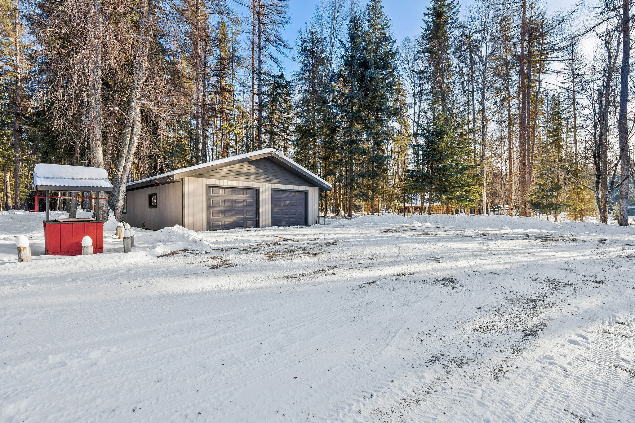 524 Eastman Drive Property Photo 28