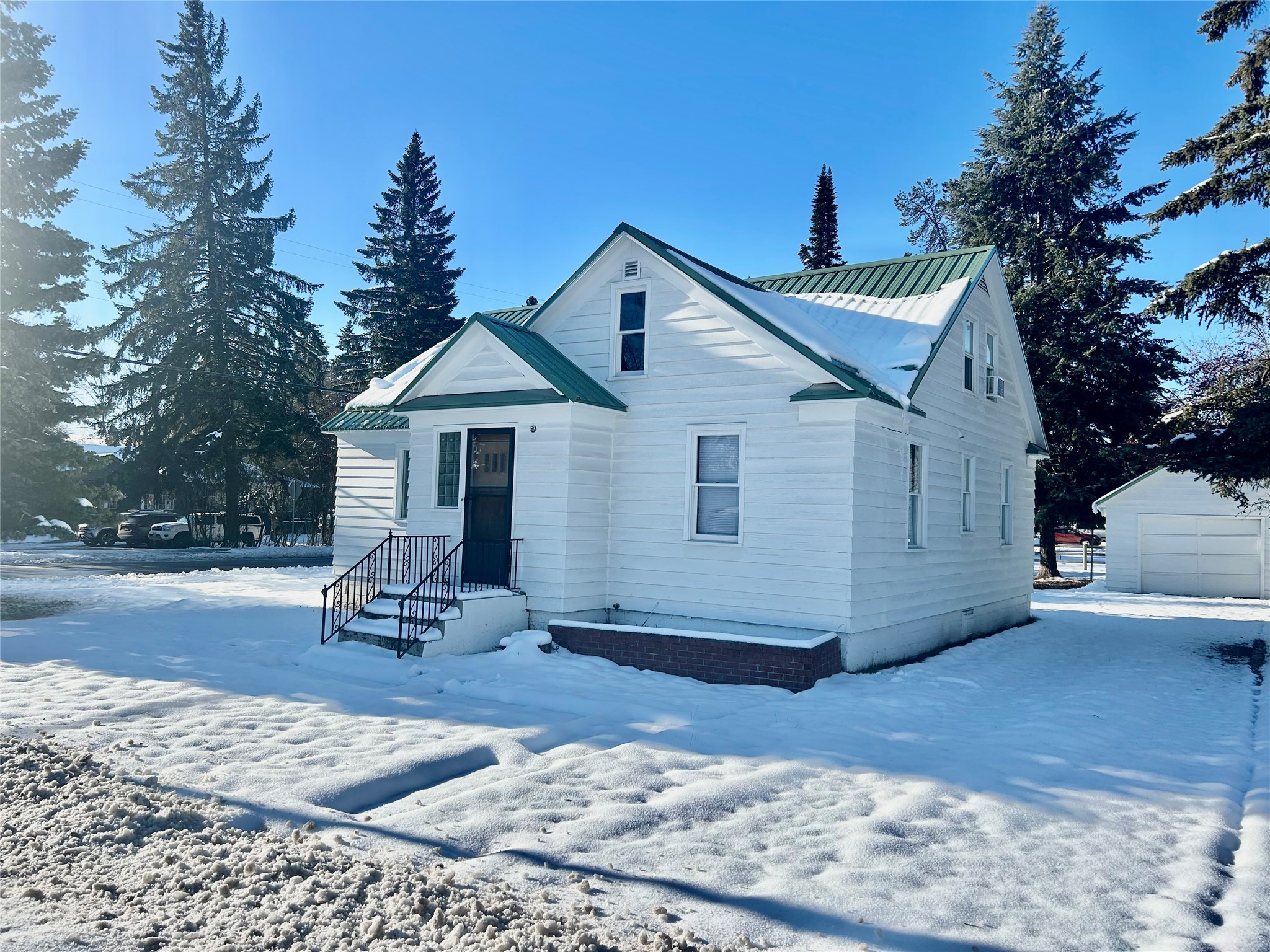 302 Wisconsin Avenue Property Photo 1