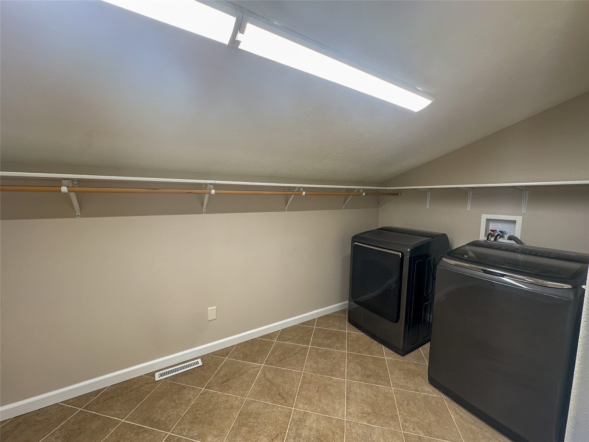 4500 Deal Lane Property Photo 18