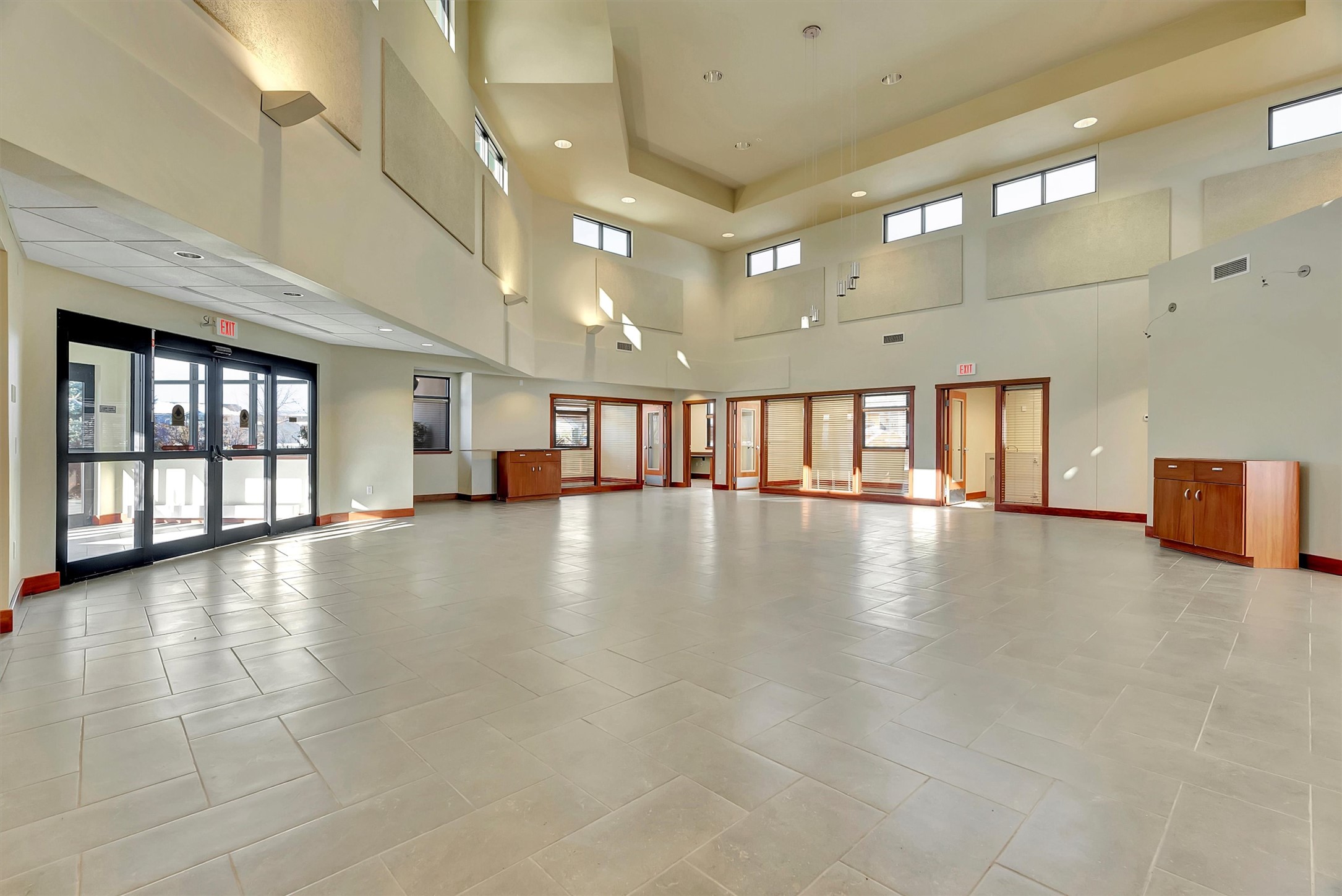 4500 Expressway Property Photo 6