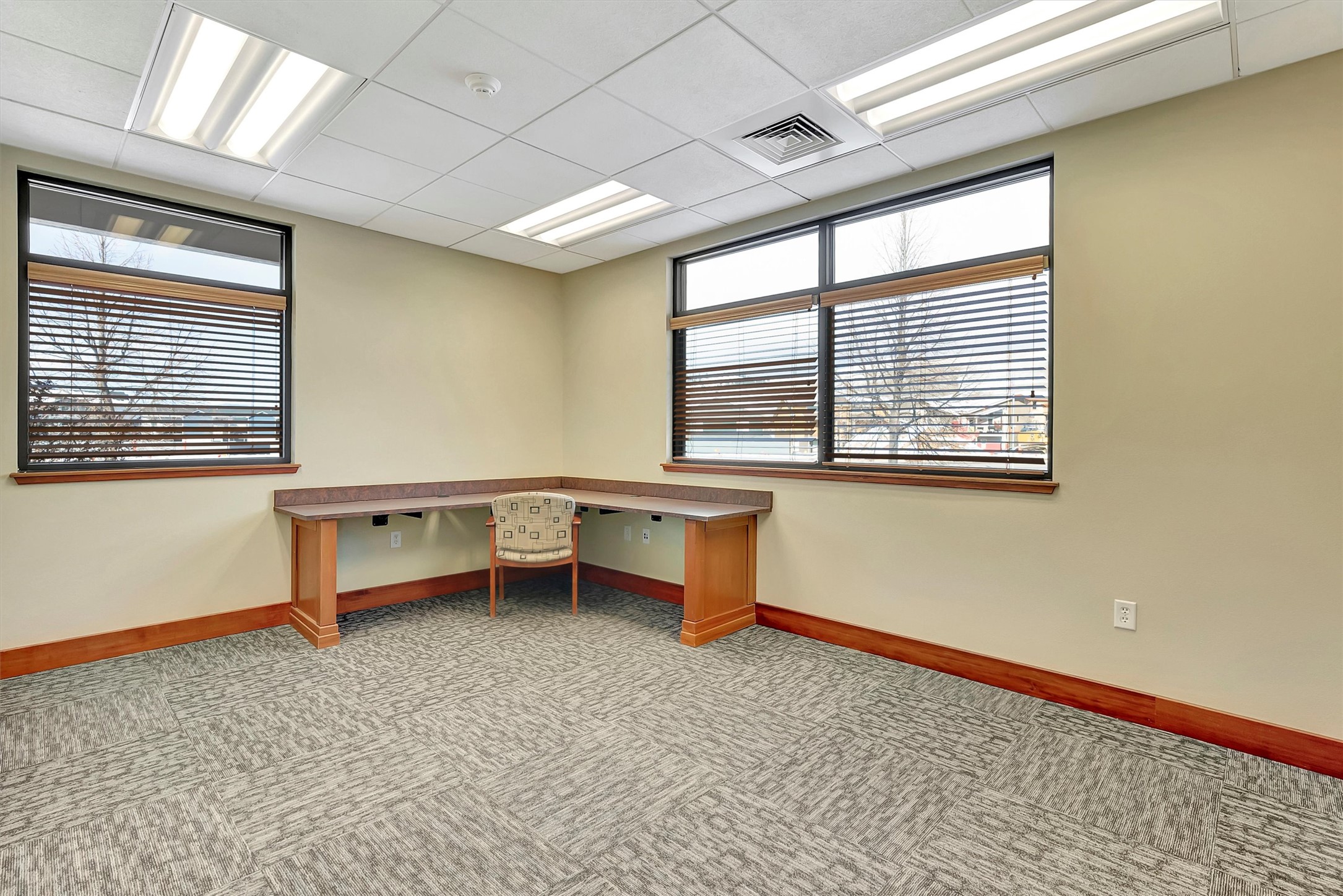4500 Expressway Property Photo 15