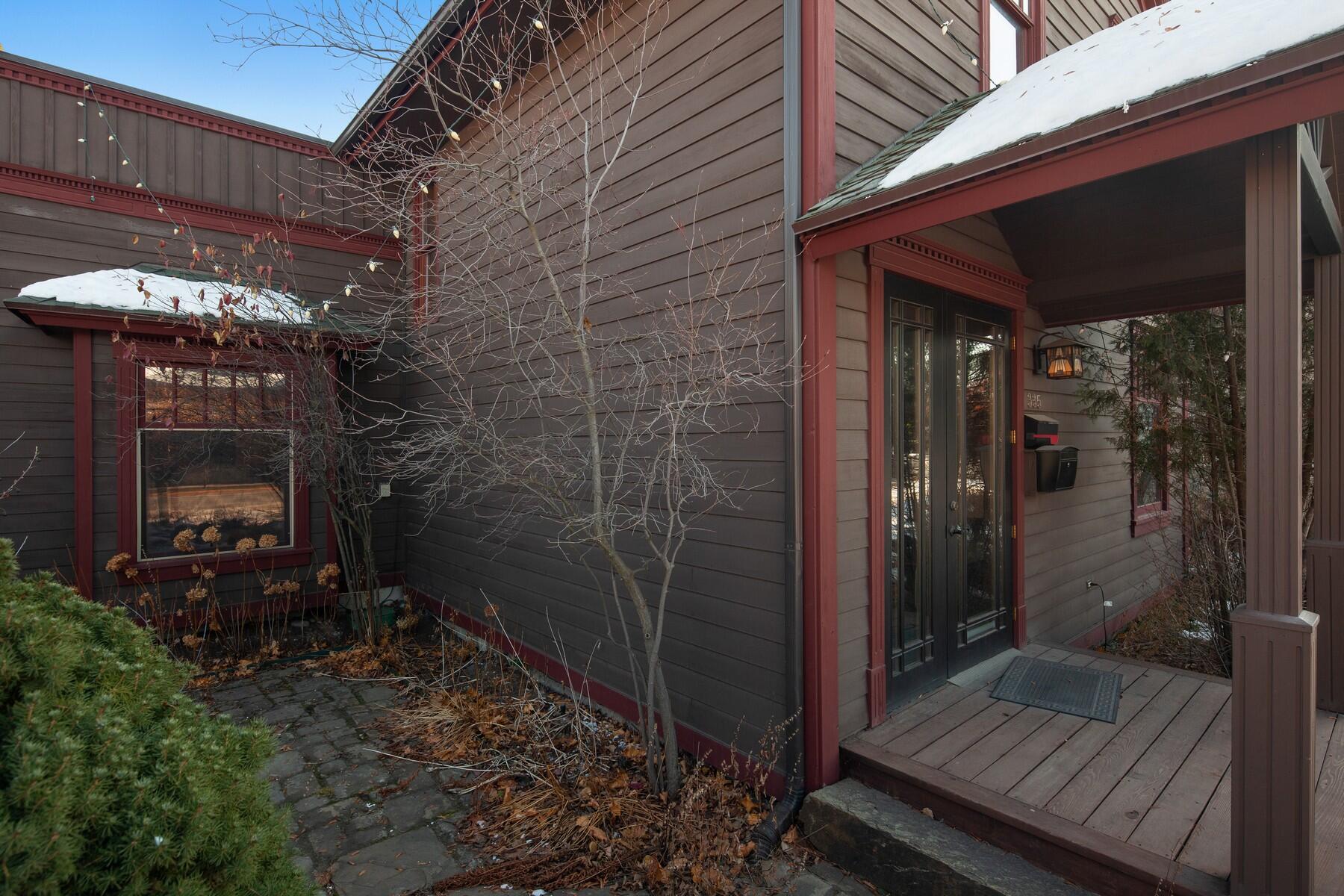 335 Spokane Avenue Property Photo 14