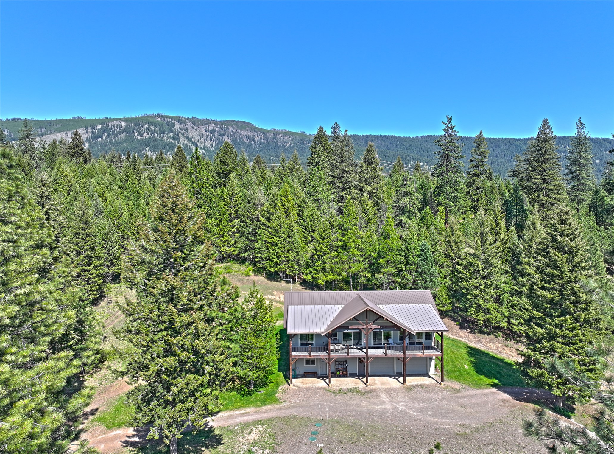 2173 Mt Highway 200 Property Photo