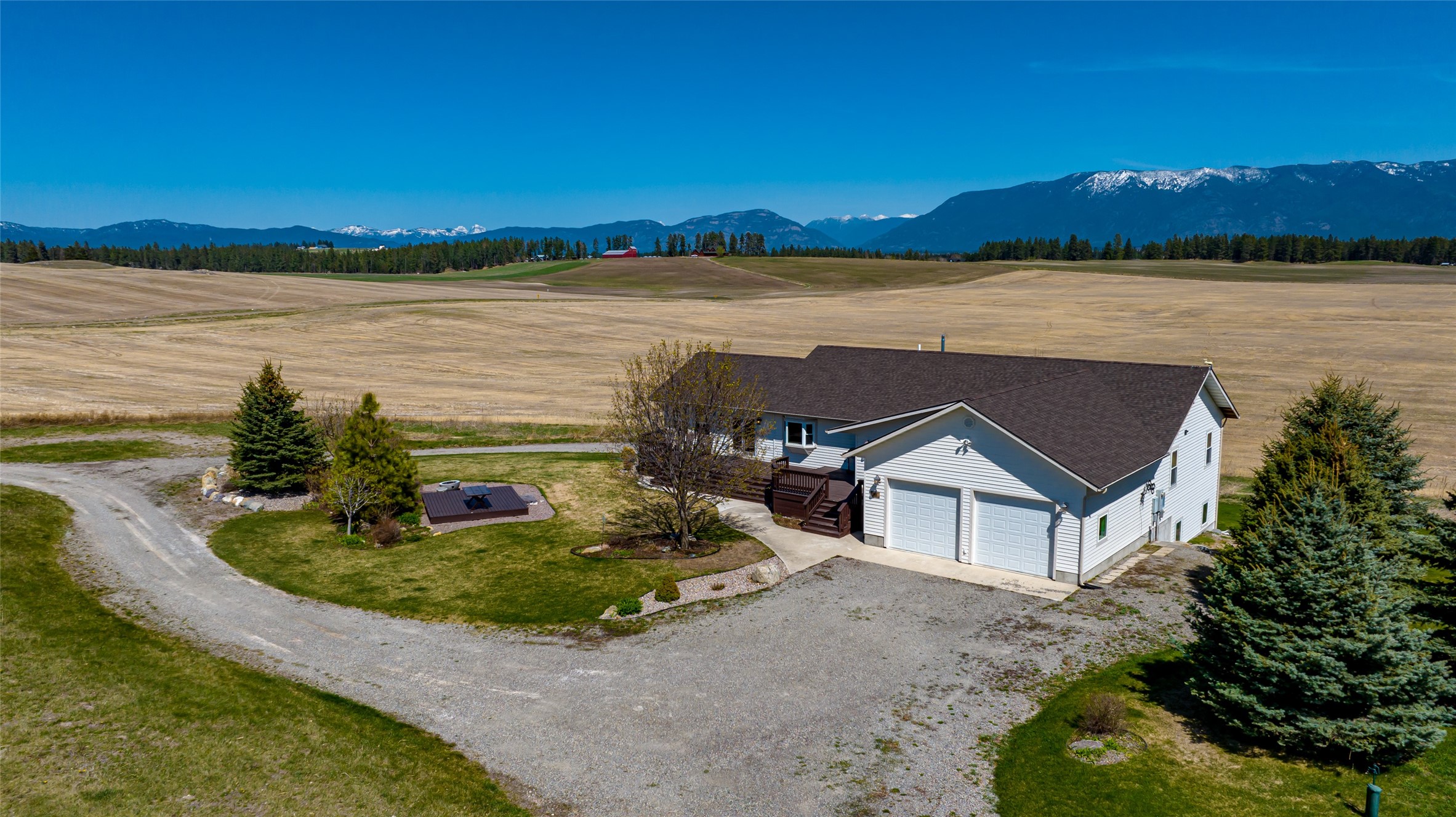 1087 Granite Heights Property Photo 1