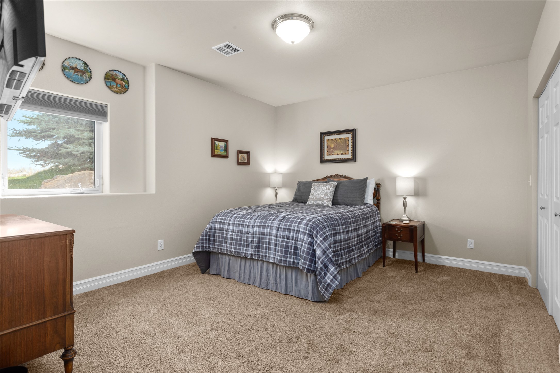 1087 Granite Heights Property Photo 32