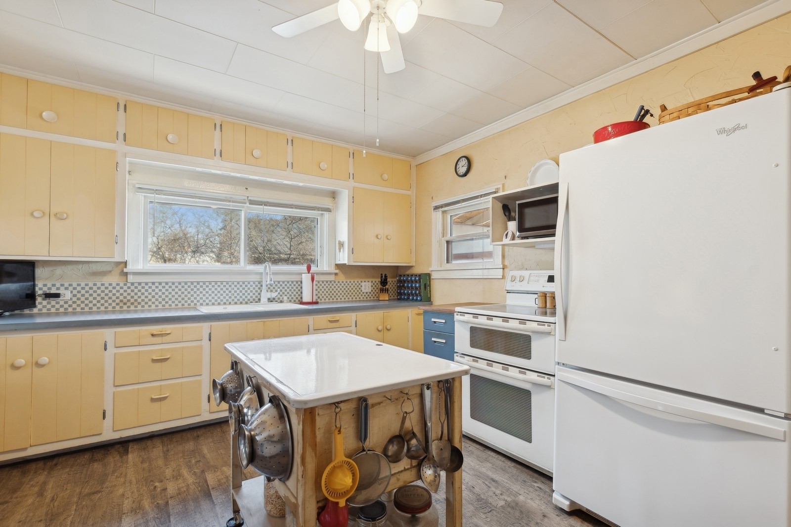 126 E Cottonwood Drive Property Photo 11