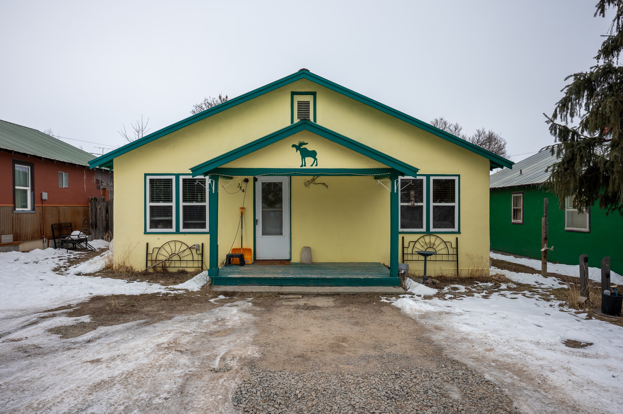 214 1st Avenue N Property Photo