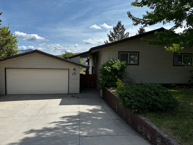 137 Cascade Street Property Photo 1