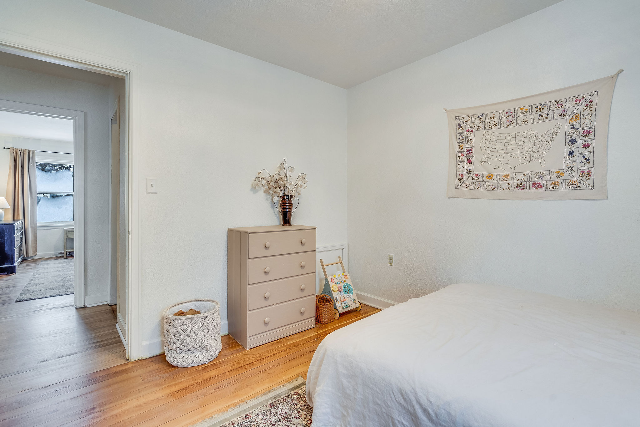 946 6th Avenue E Property Photo 13