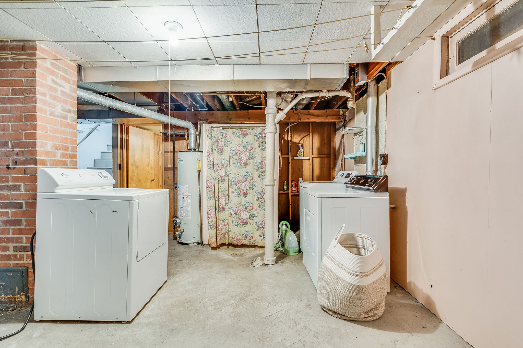 946 6th Avenue E Property Photo 24