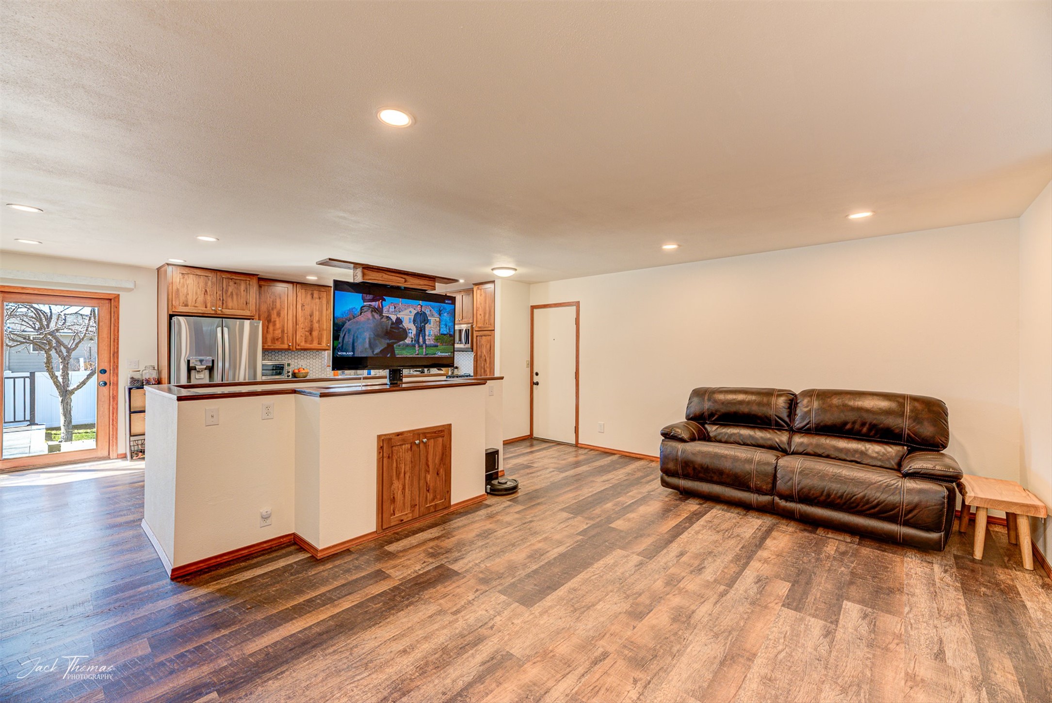1565 Lexington Road Property Photo 4