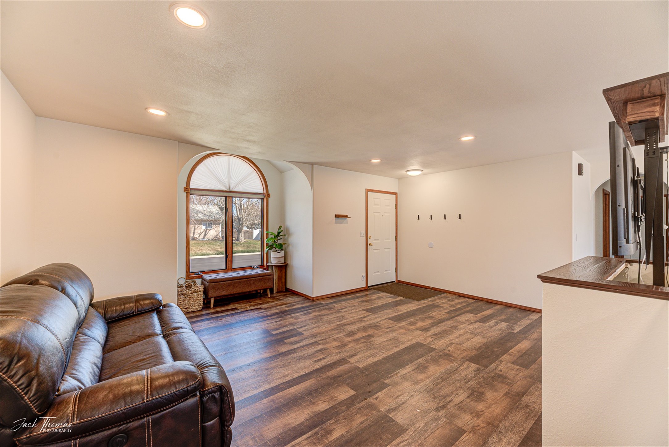 1565 Lexington Road Property Photo 8