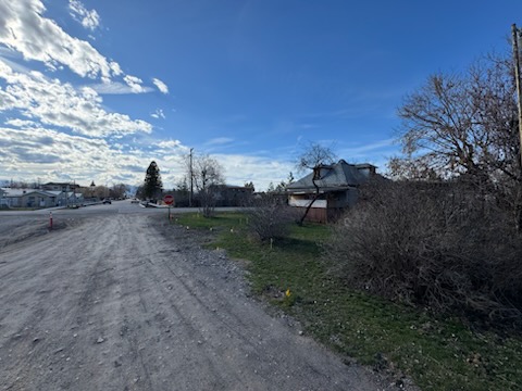 1138 Montana Street Property Photo 5