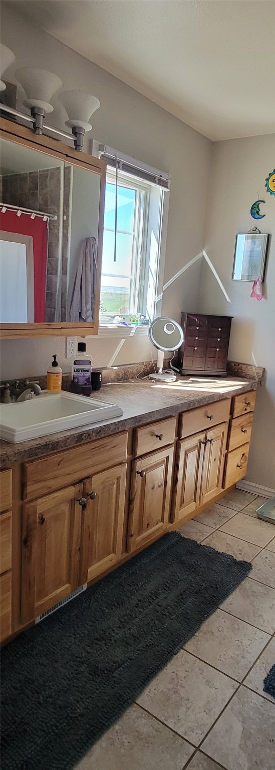 1015 Sam George Road Property Photo 14