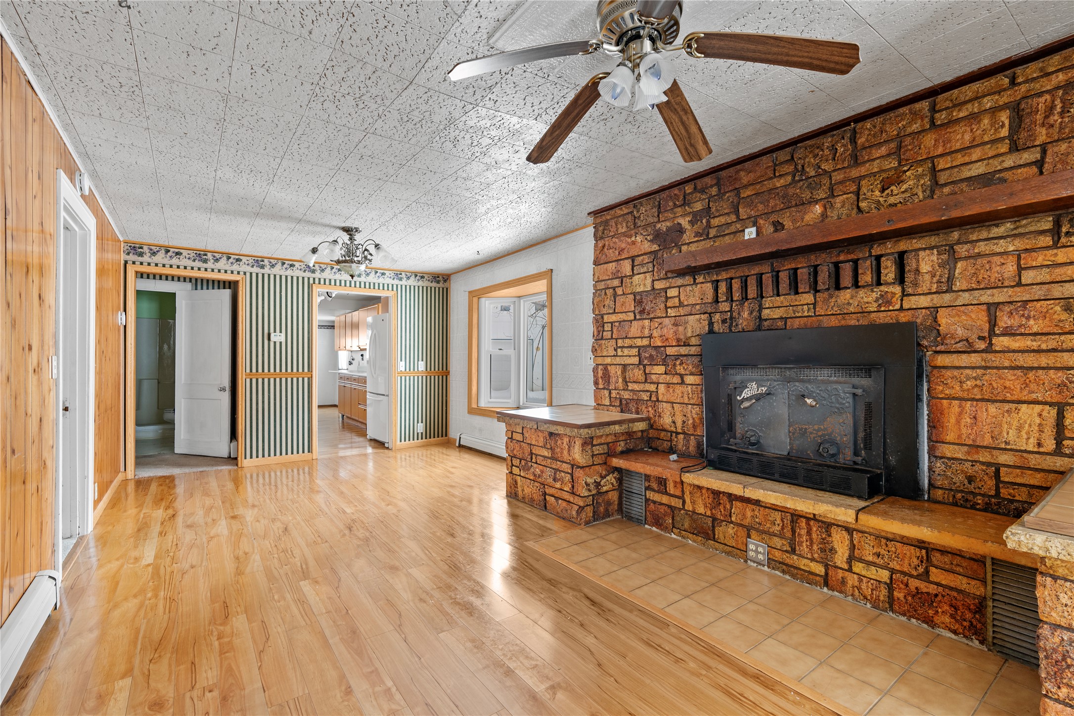 1160 Us Highway 12 E Property Photo 7
