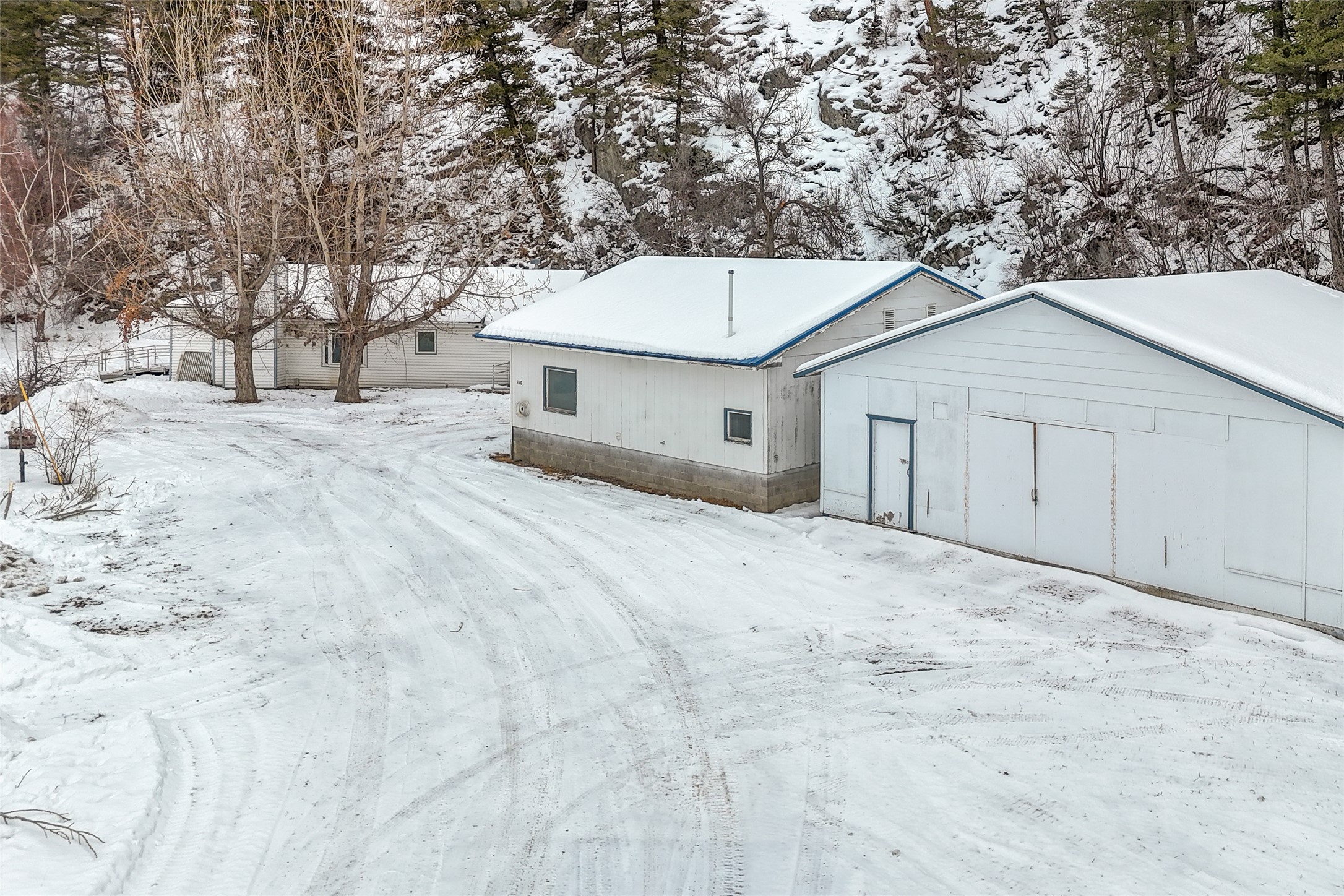 1160 Us Highway 12 E Property Photo 41