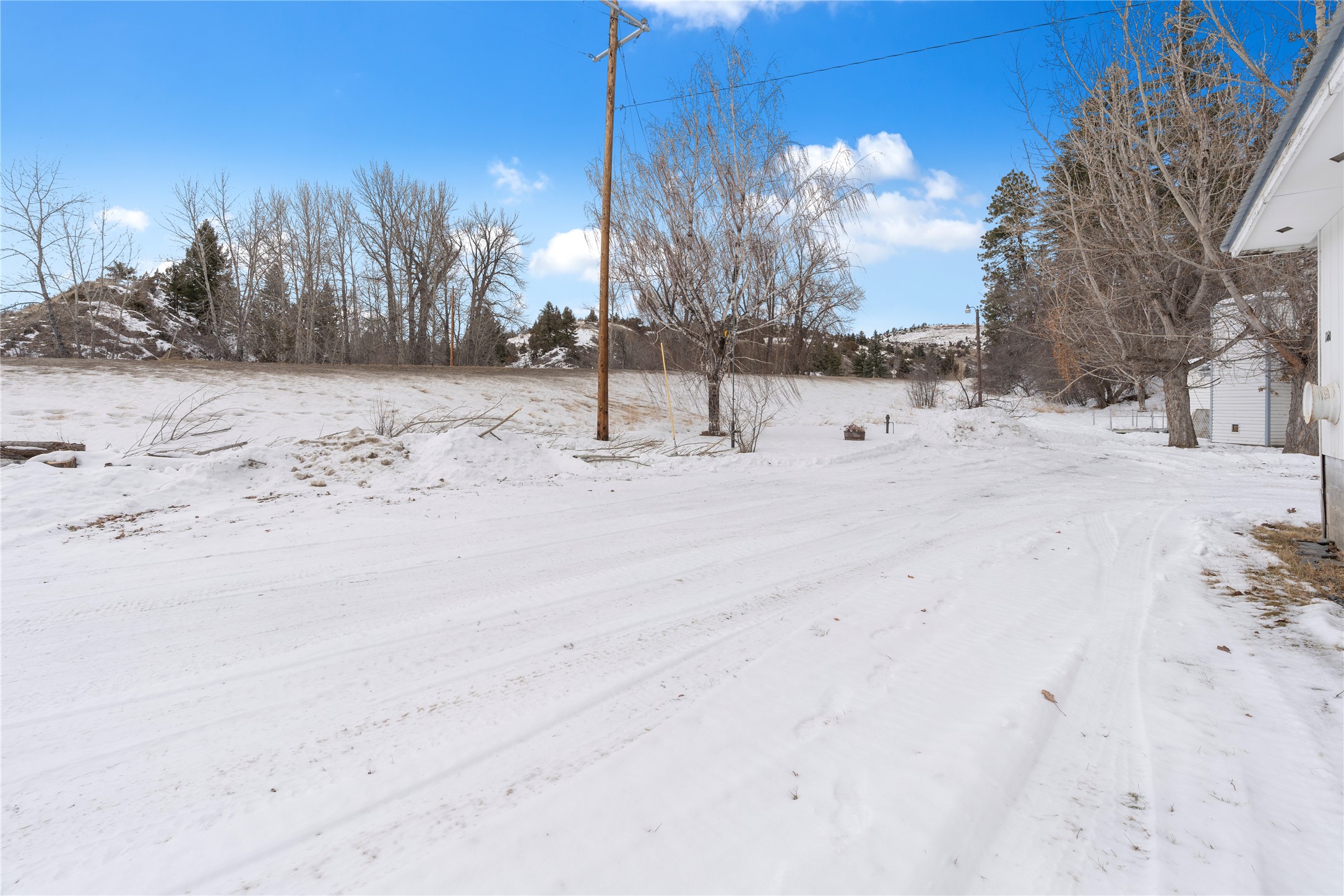 1160 Us Highway 12 E Property Photo 58