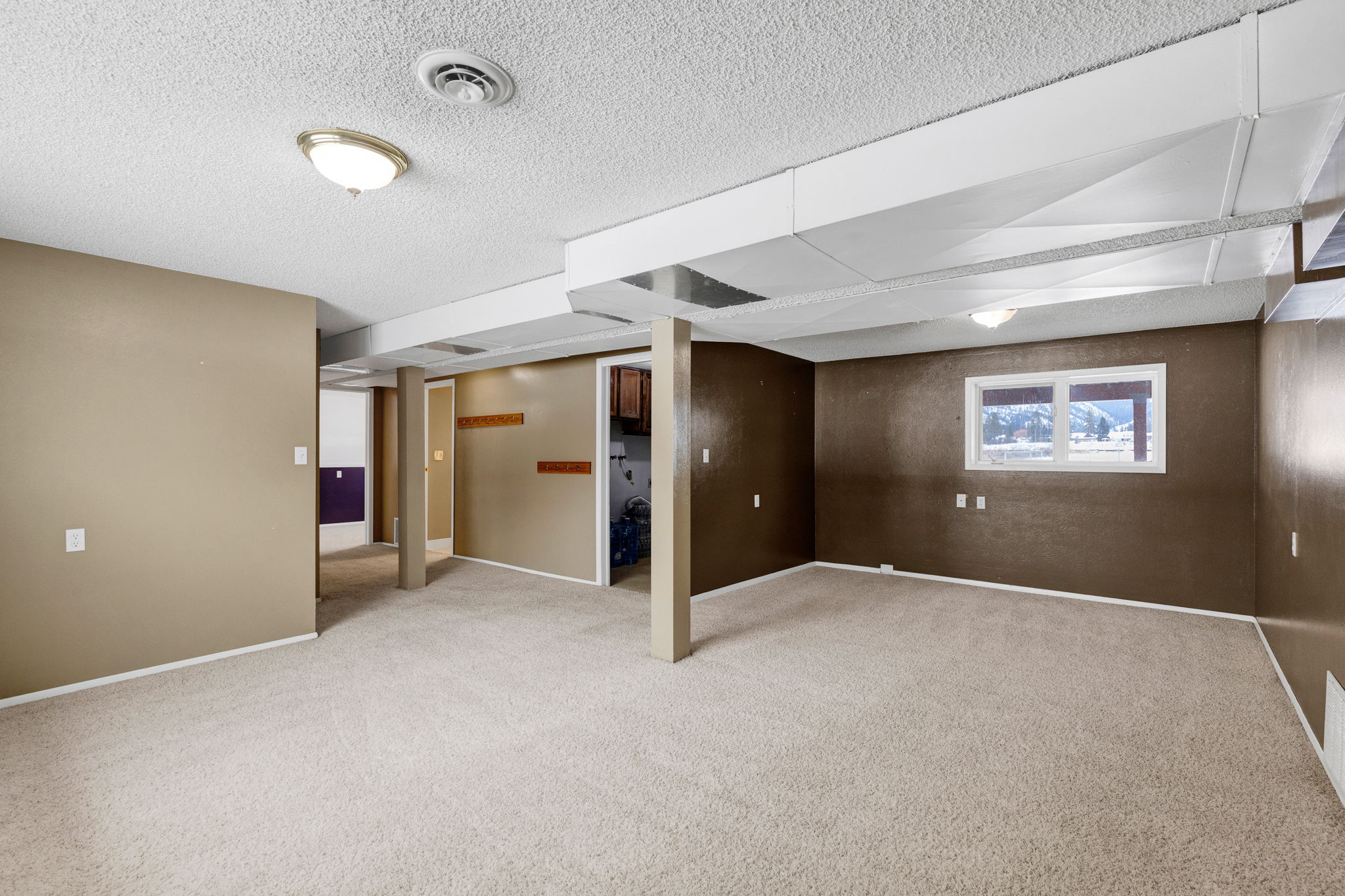 15850 Mullan Road Property Photo 19