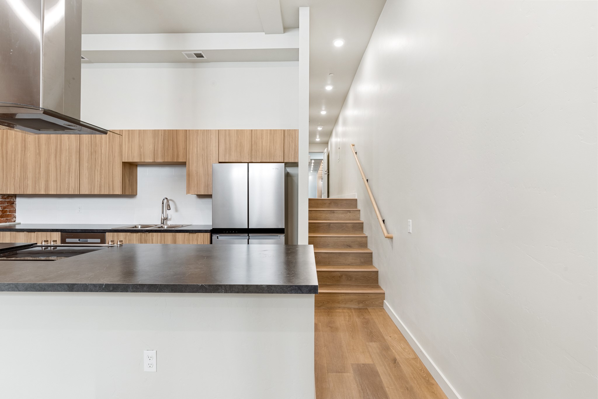 59 E Park Street 203 Property Photo 5