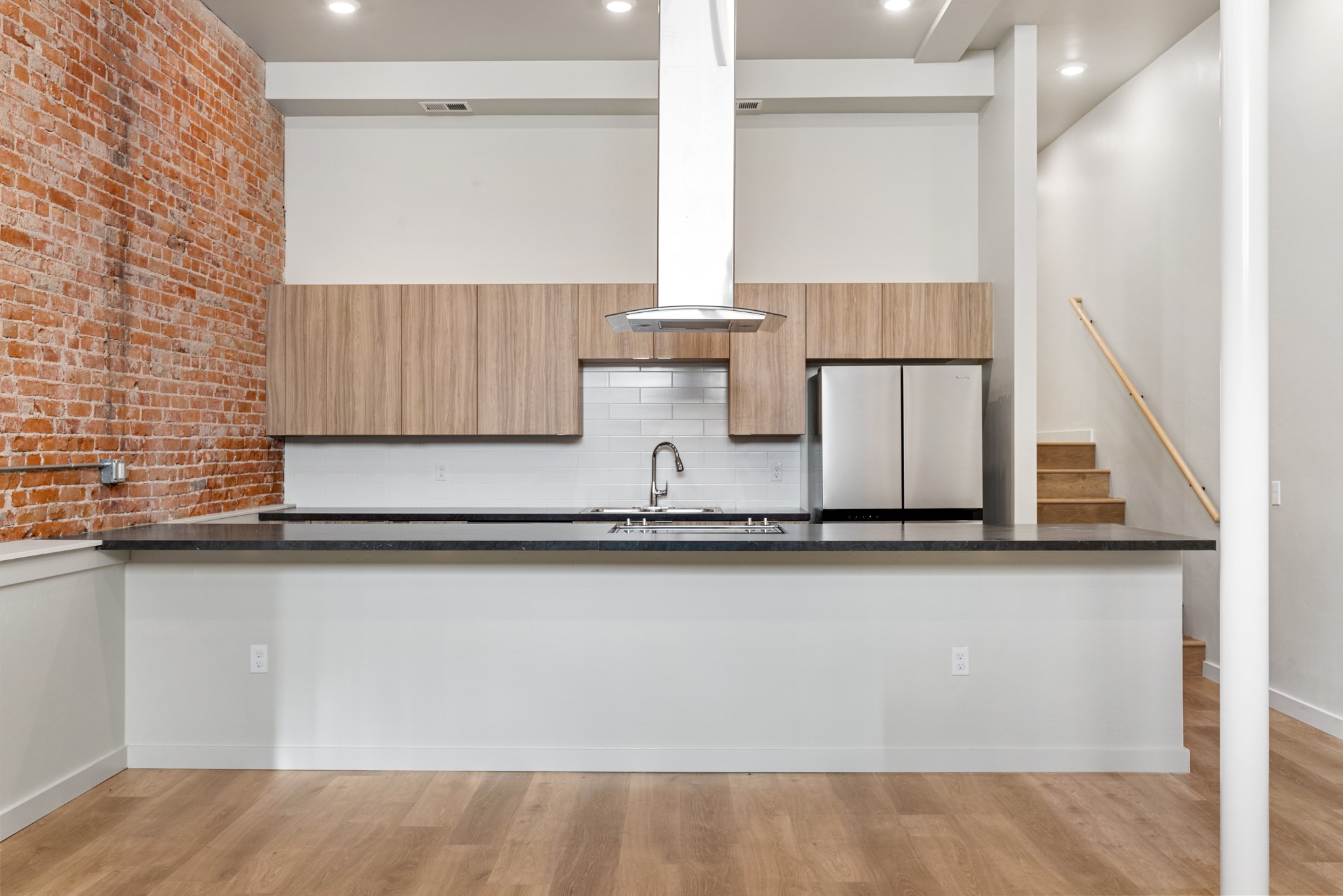 59 E Park Street 203 Property Photo 6