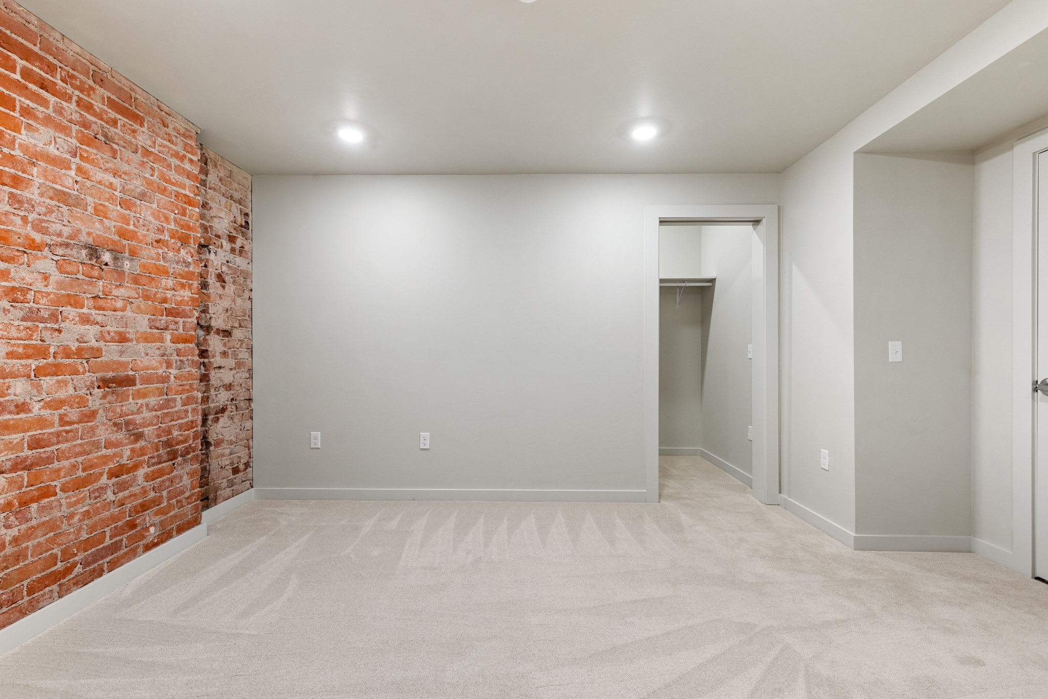 59 E Park Street 203 Property Photo 10