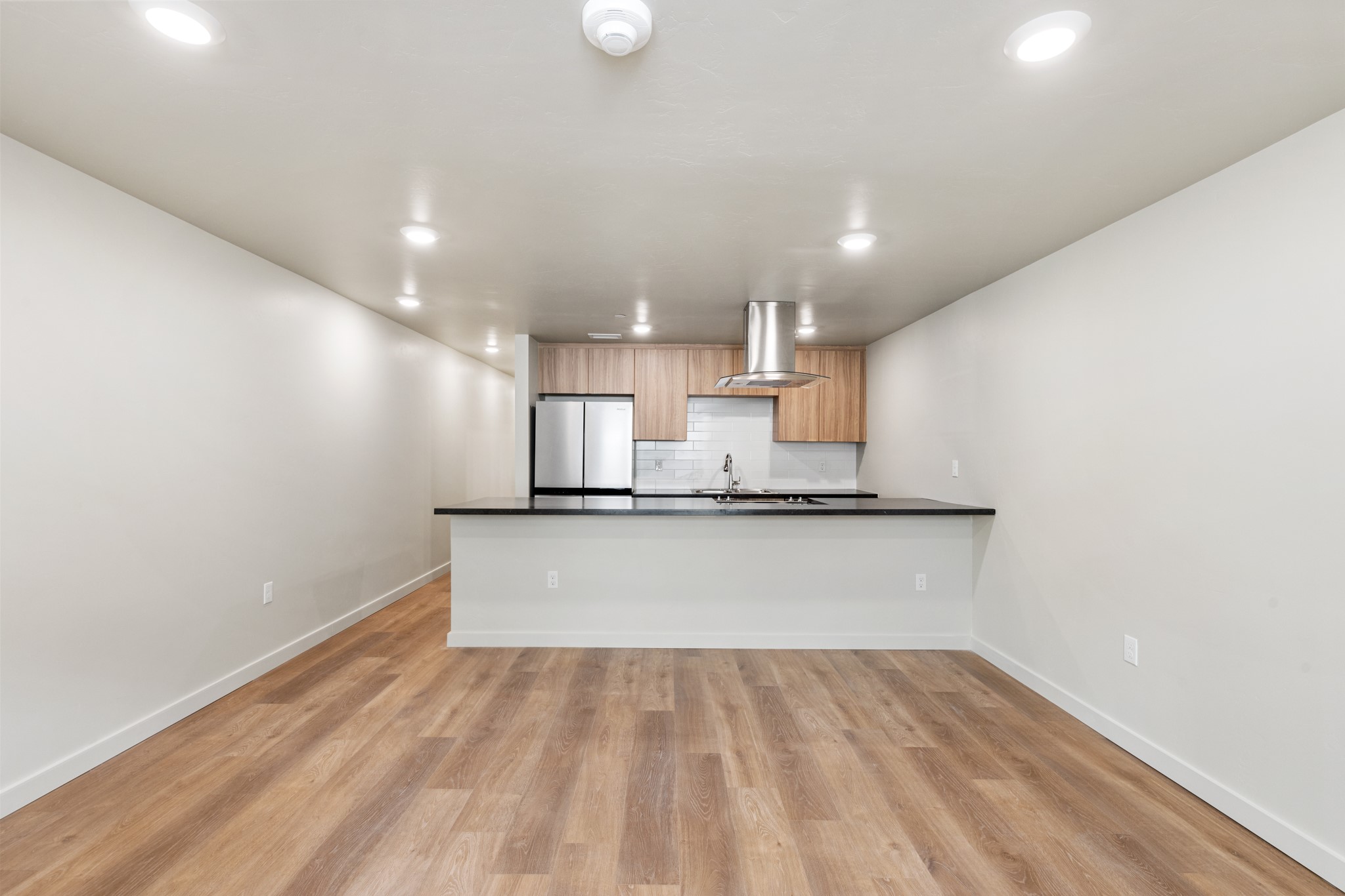 59 E Park Street 202 Property Photo 6