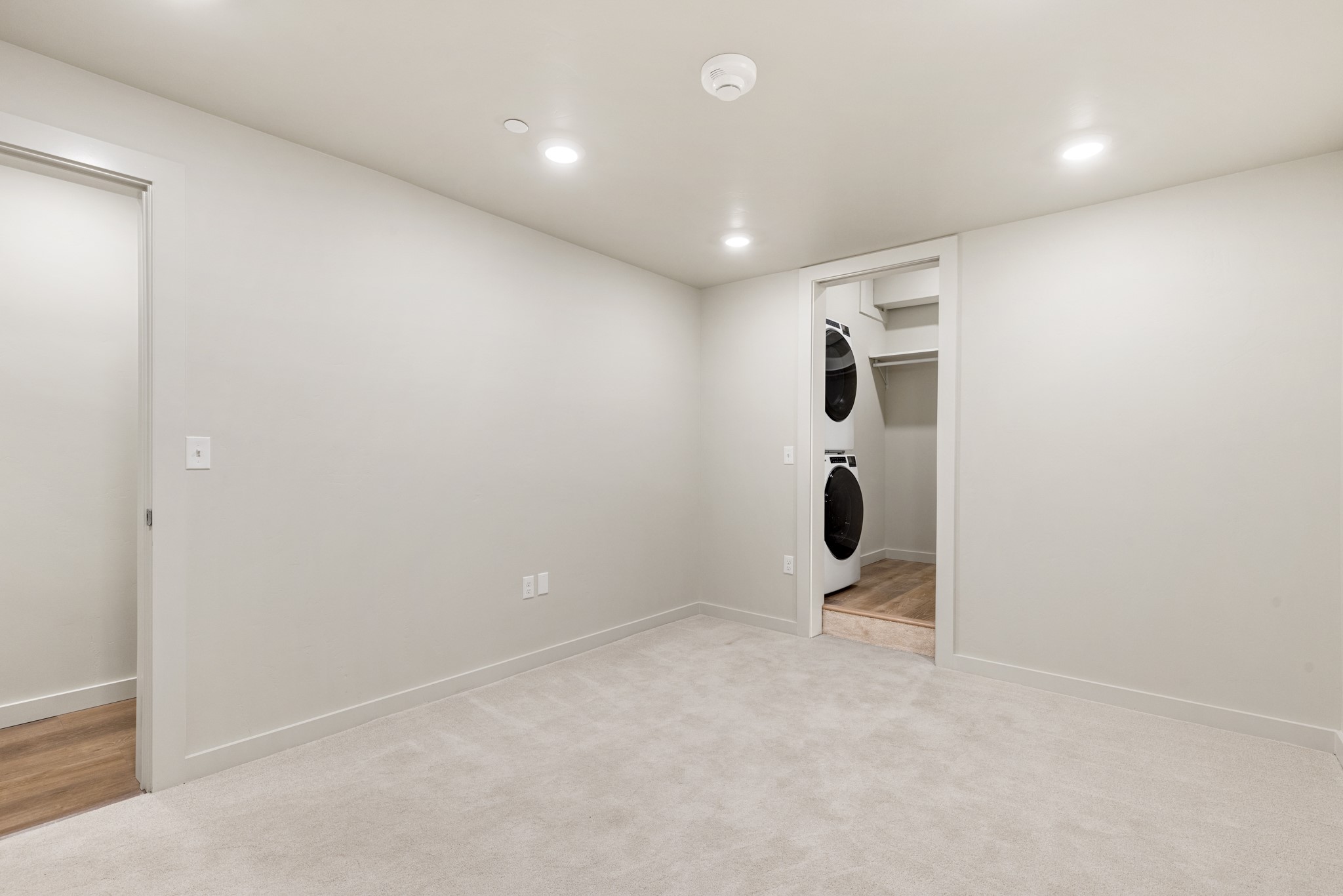 59 E Park Street 202 Property Photo 10