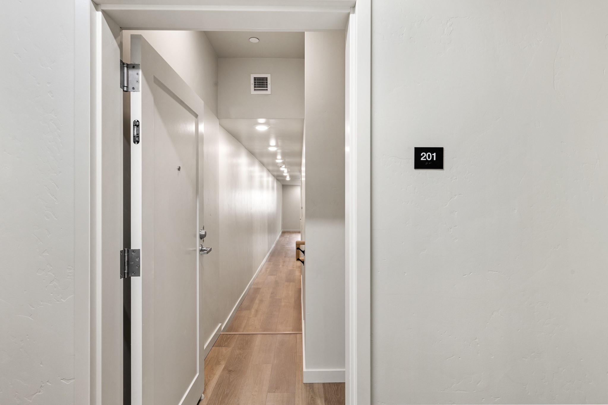 59 E Park Street 201 Property Photo 2