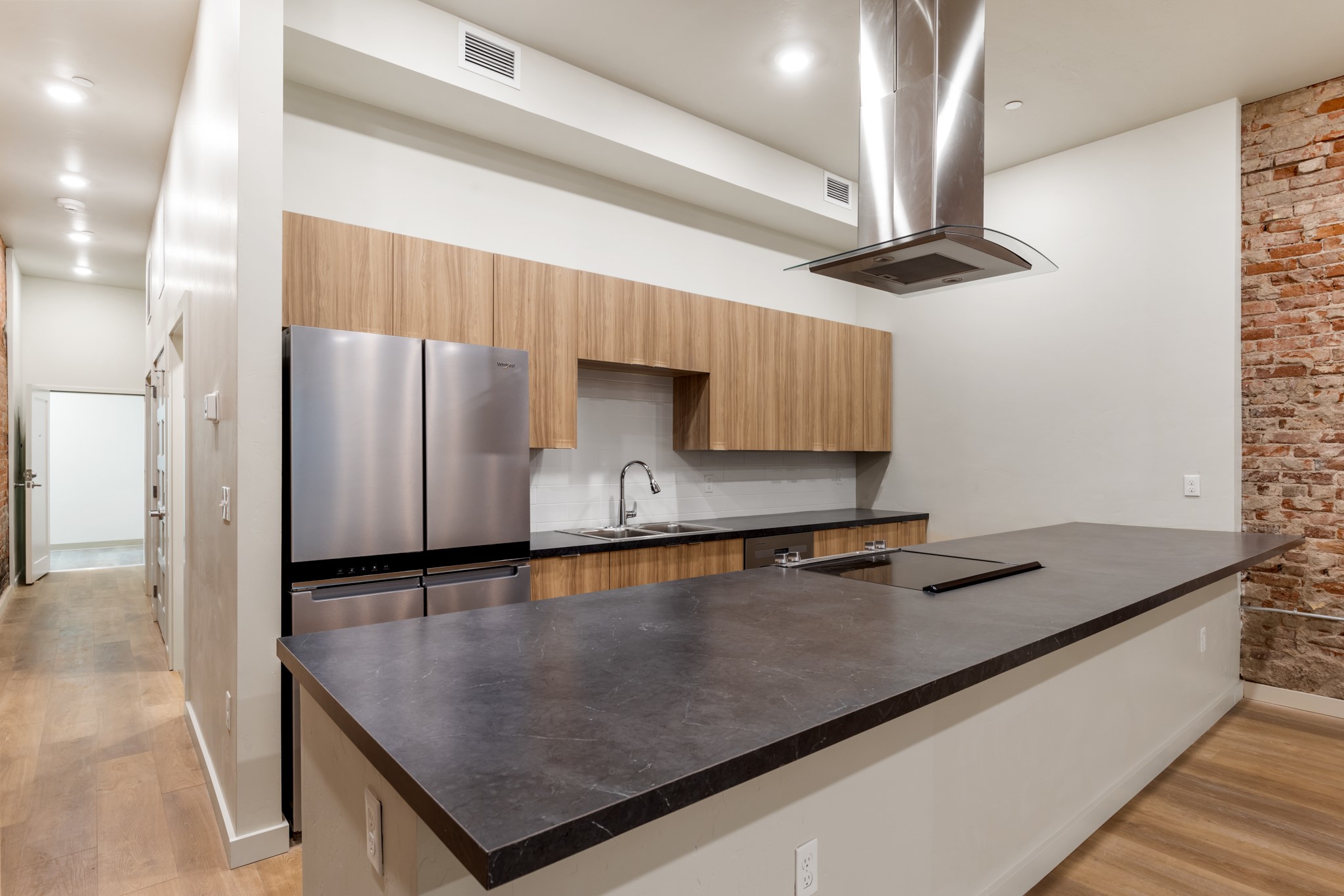 59 E Park Street 104 Property Photo 5