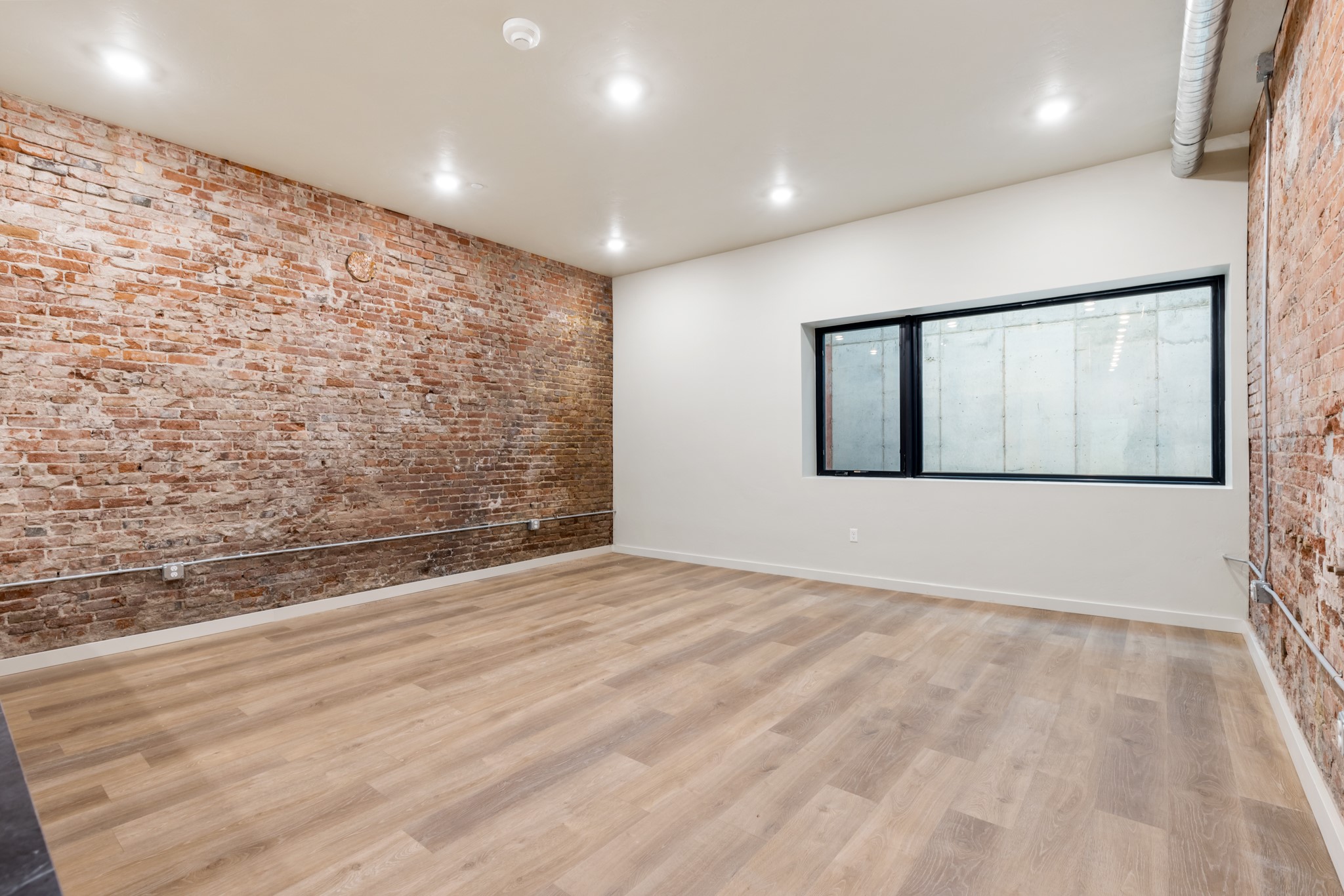 59 E Park Street 104 Property Photo 6