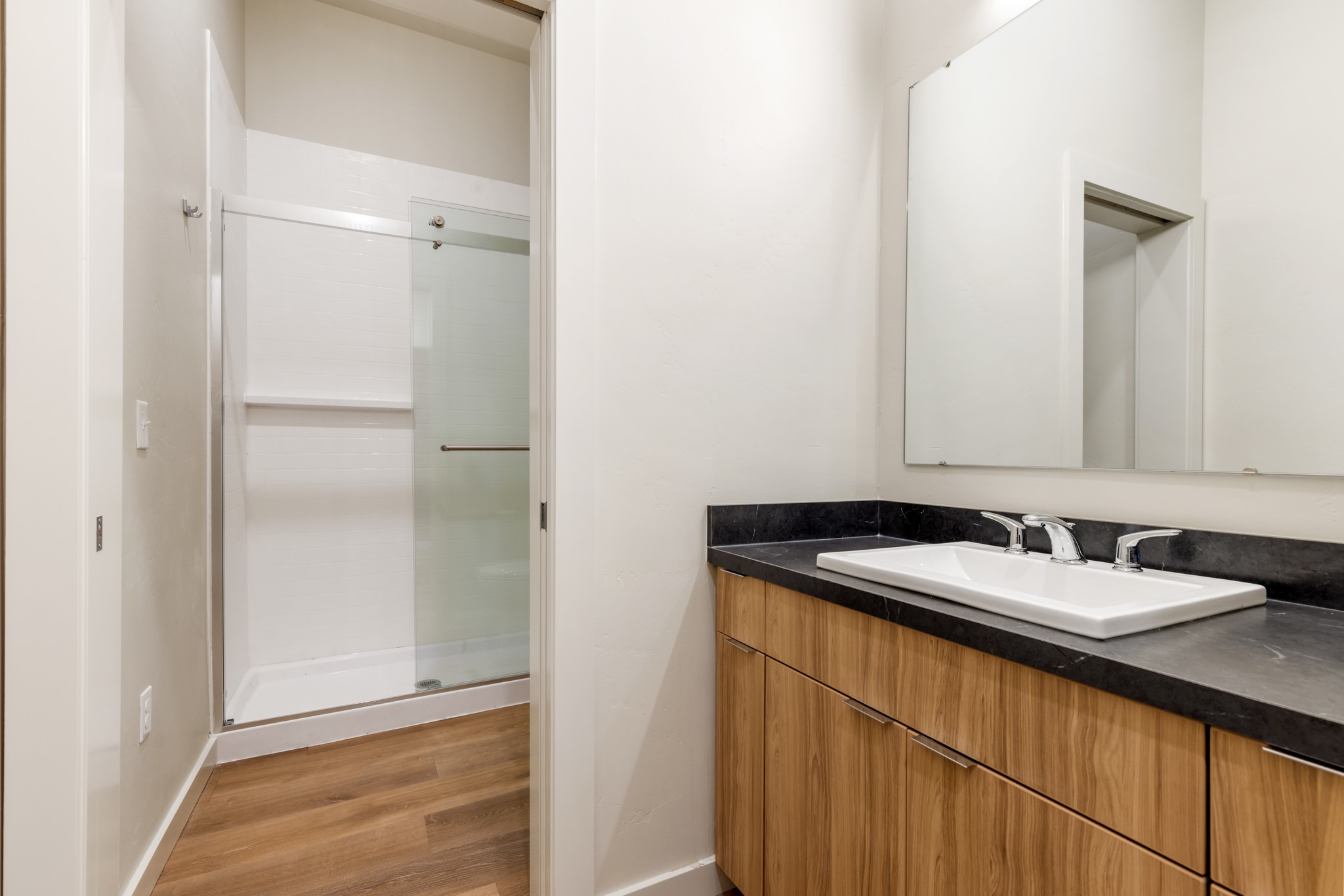 59 E Park Street 104 Property Photo 12
