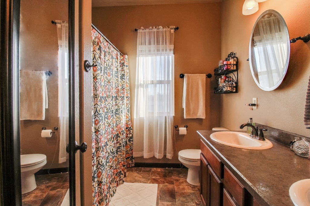 615 Kenya Court Property Photo 7