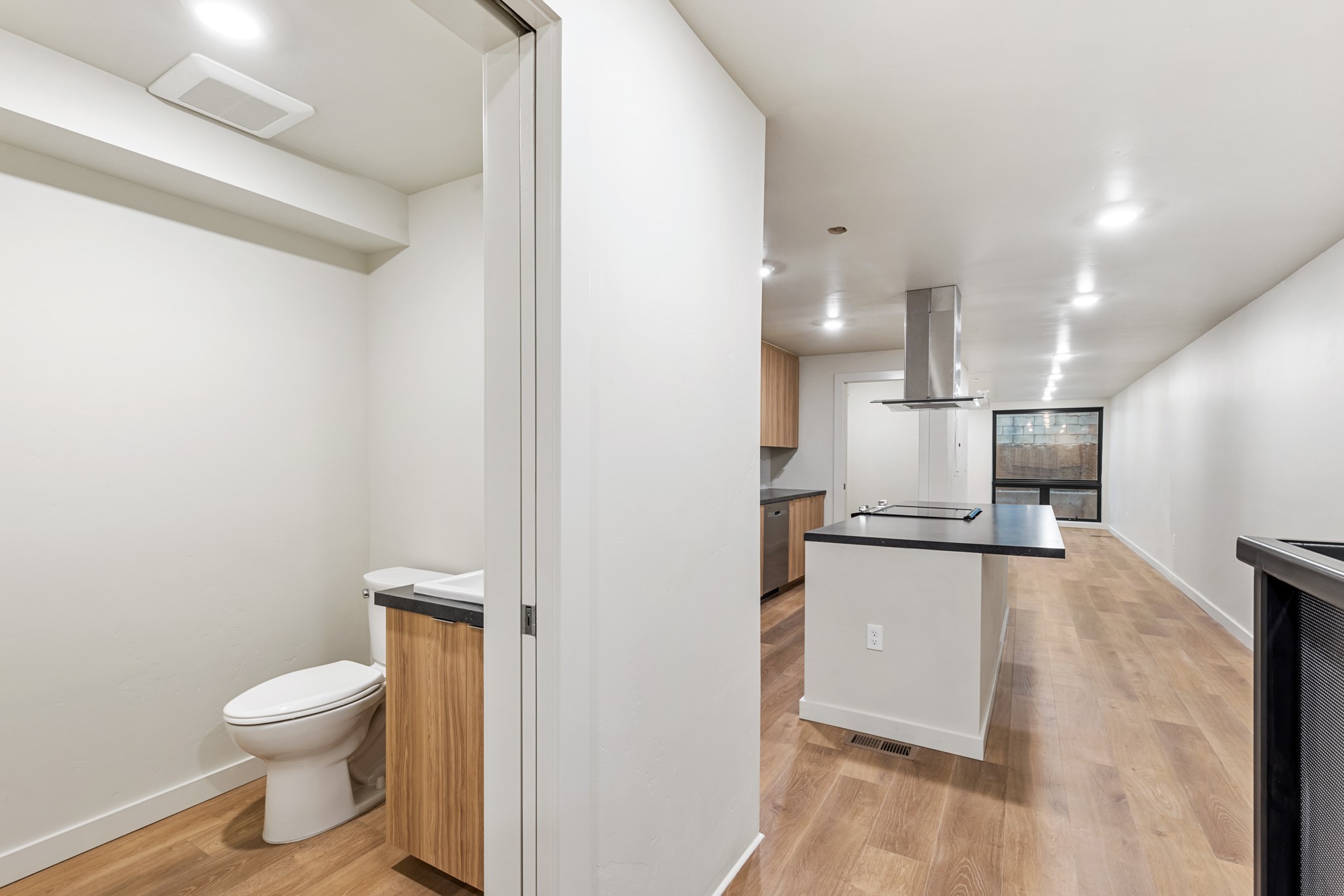 59 E Park Street 101 Property Photo 5