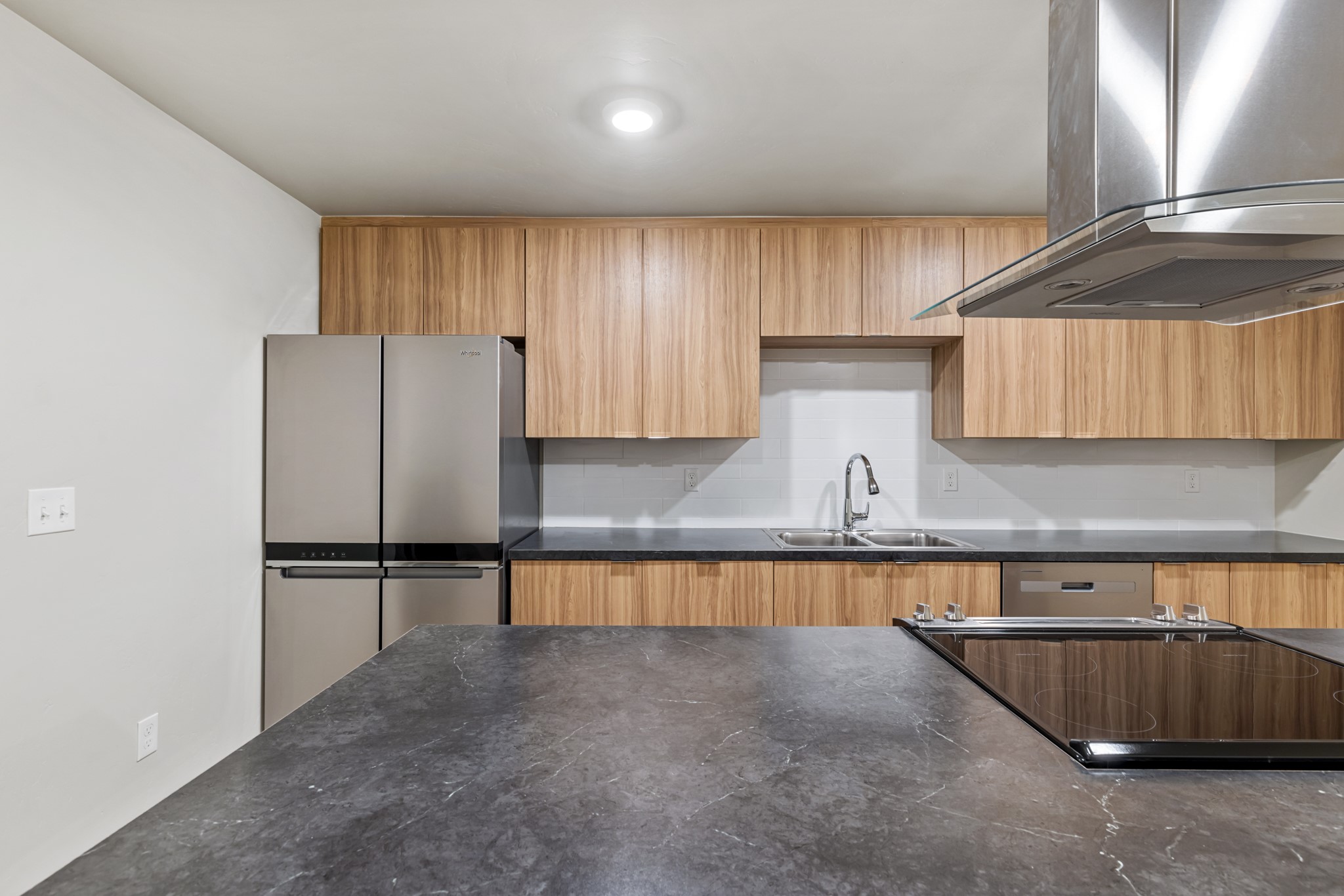 59 E Park Street 101 Property Photo 7